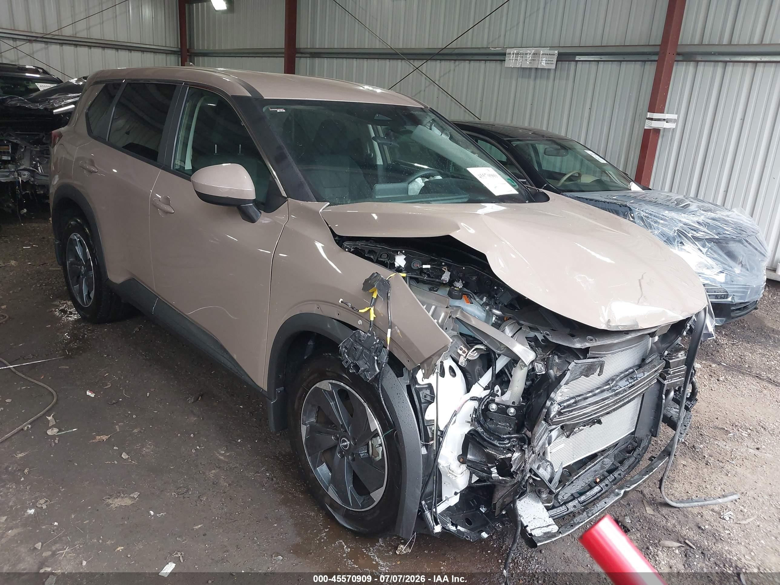 2025 Nissan Rogue SV, VIN 5N1BT3BB3SC670476 — Front end