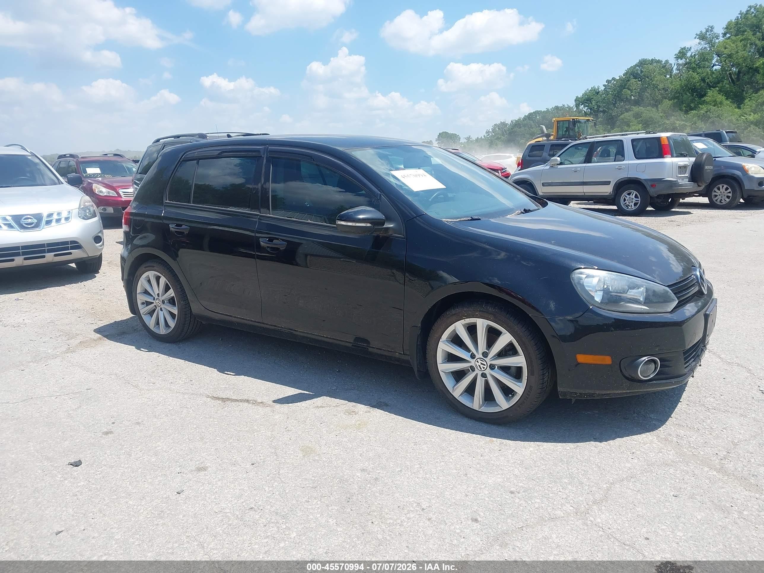 2014 Volkswagen Golf TDI, VIN WVWDM7AJ0EW003197 — Normal wear