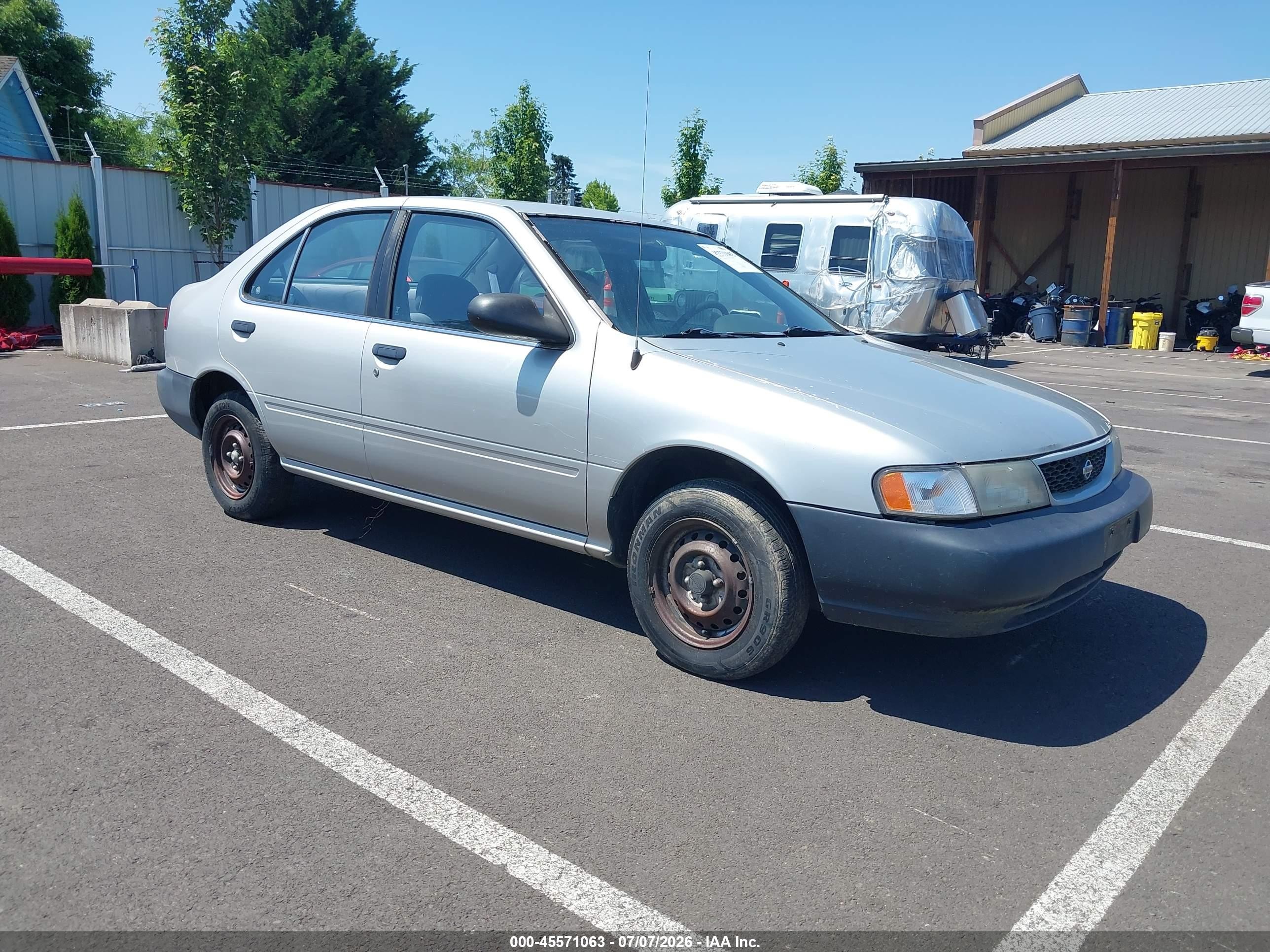 1998 Nissan Sentra XE, VIN 1N4AB41D1WC730309 — Обычный износ