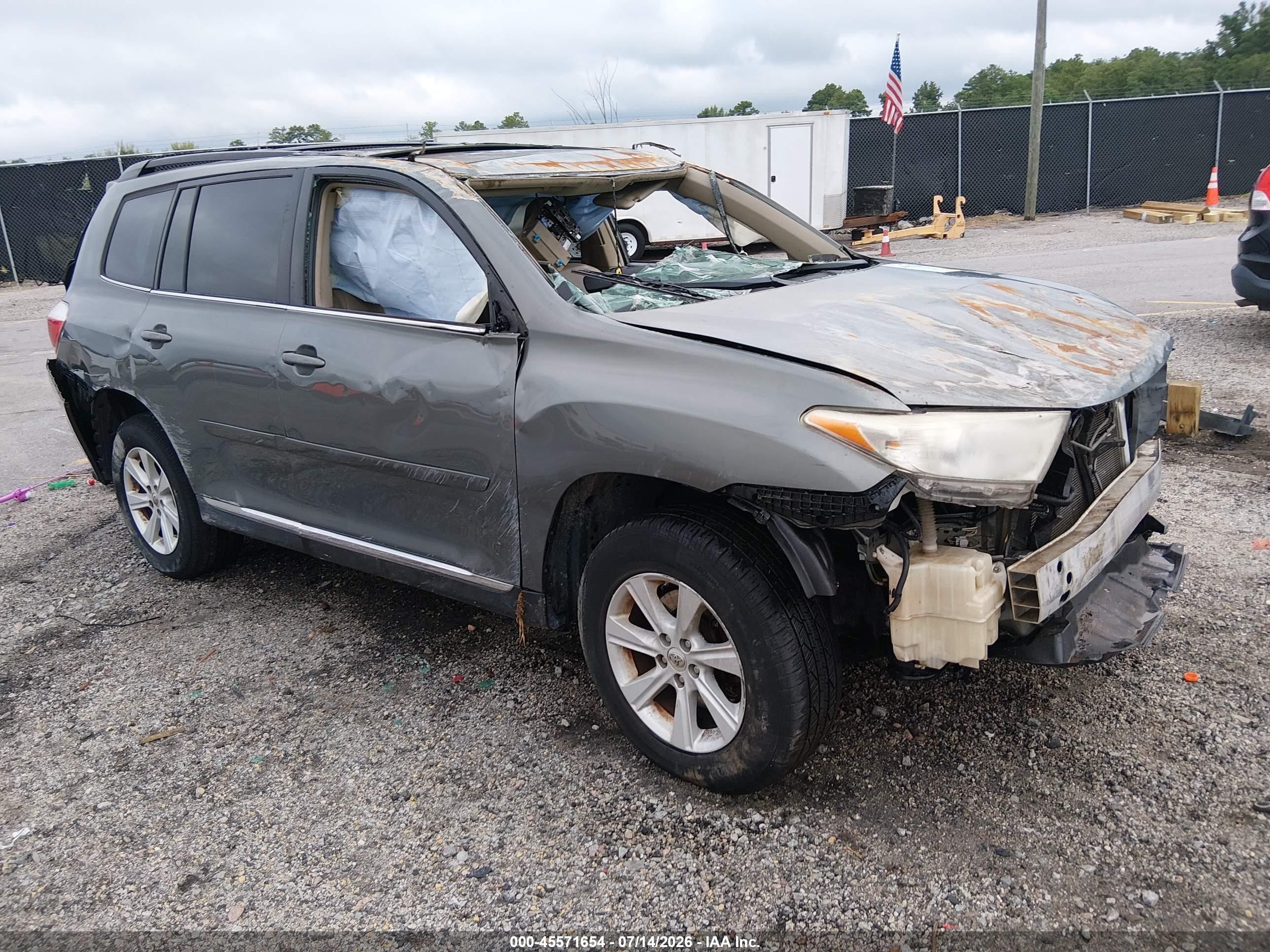 2012 Toyota Highlander, VIN 5TDBK3EHXCS105942 — Rollover