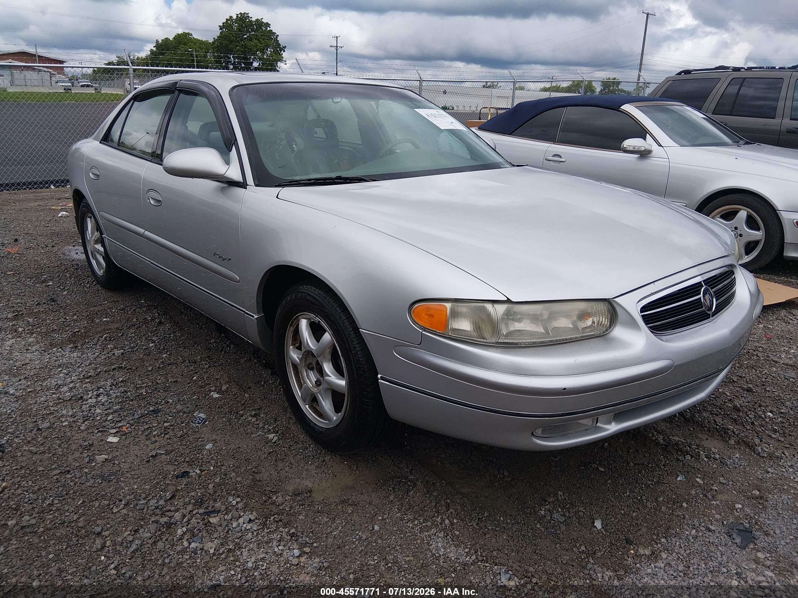 2001 Buick Regal LS, VIN 2G4WB55K111219109 — Normal wear
