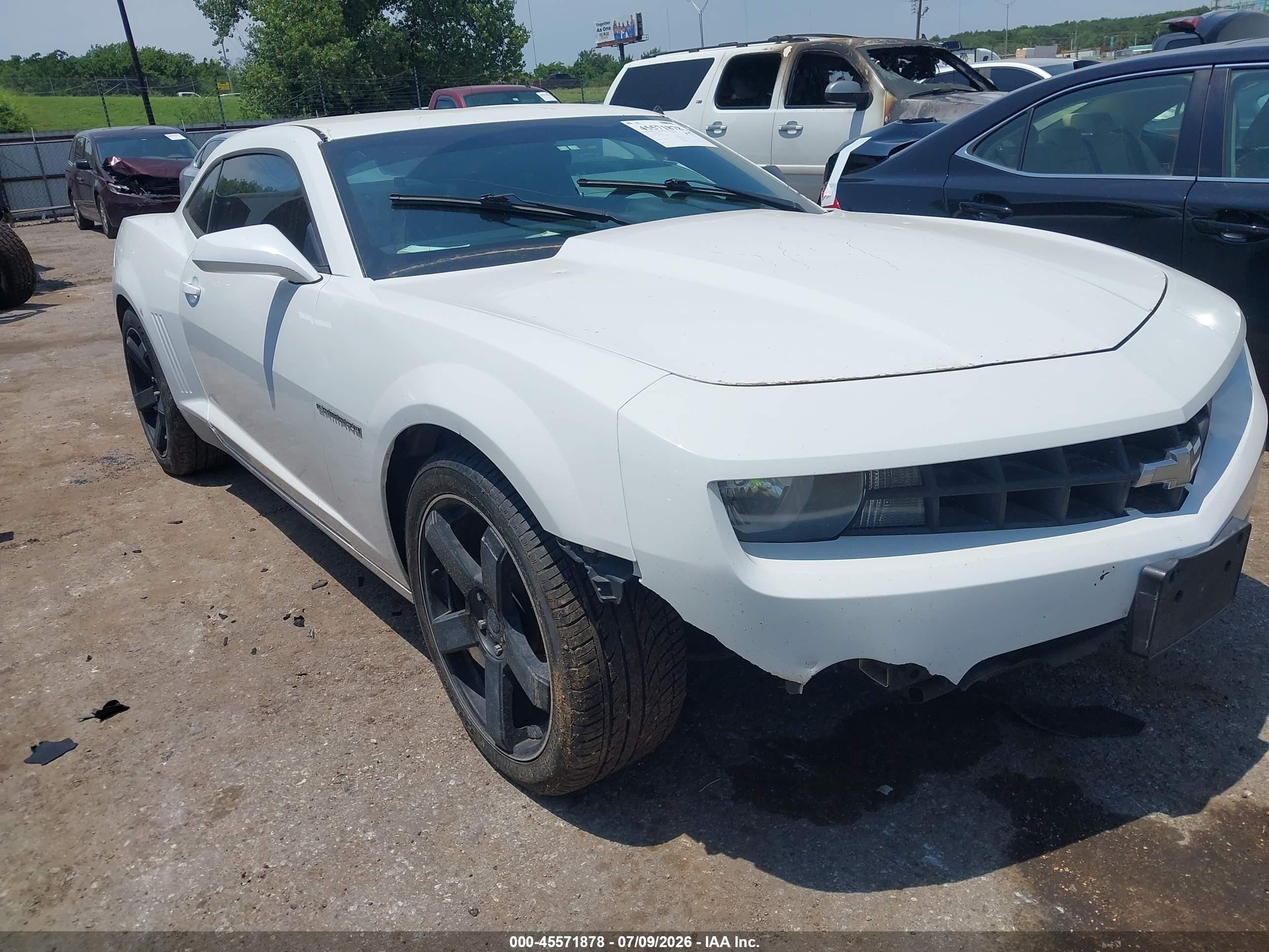 2011 Chevrolet Camaro 1LS, VIN 2G1FE1ED5B9203187 — Undercarriage