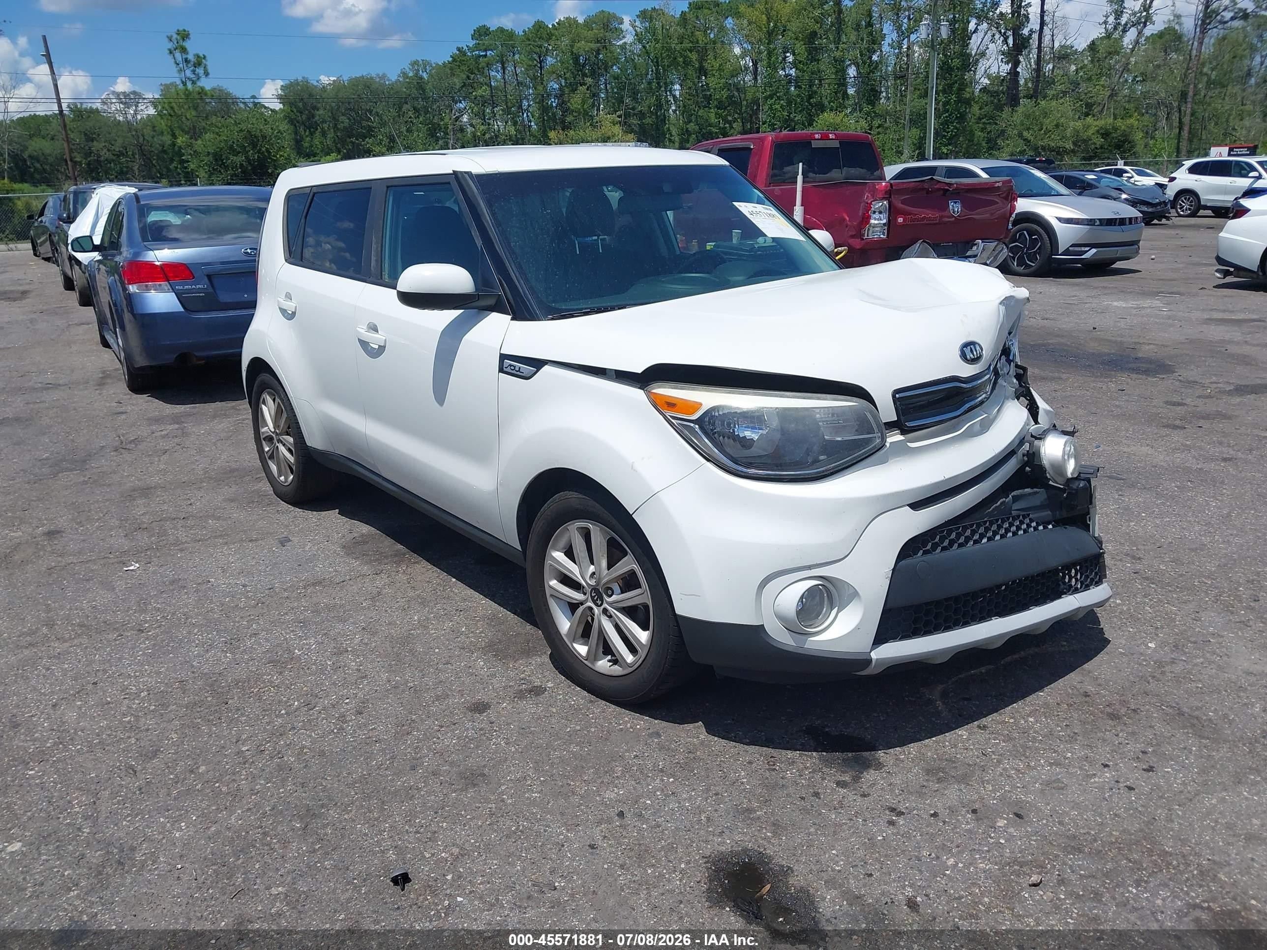 2019 Kia Soul +, VIN KNDJP3A53K7909145 — Front end