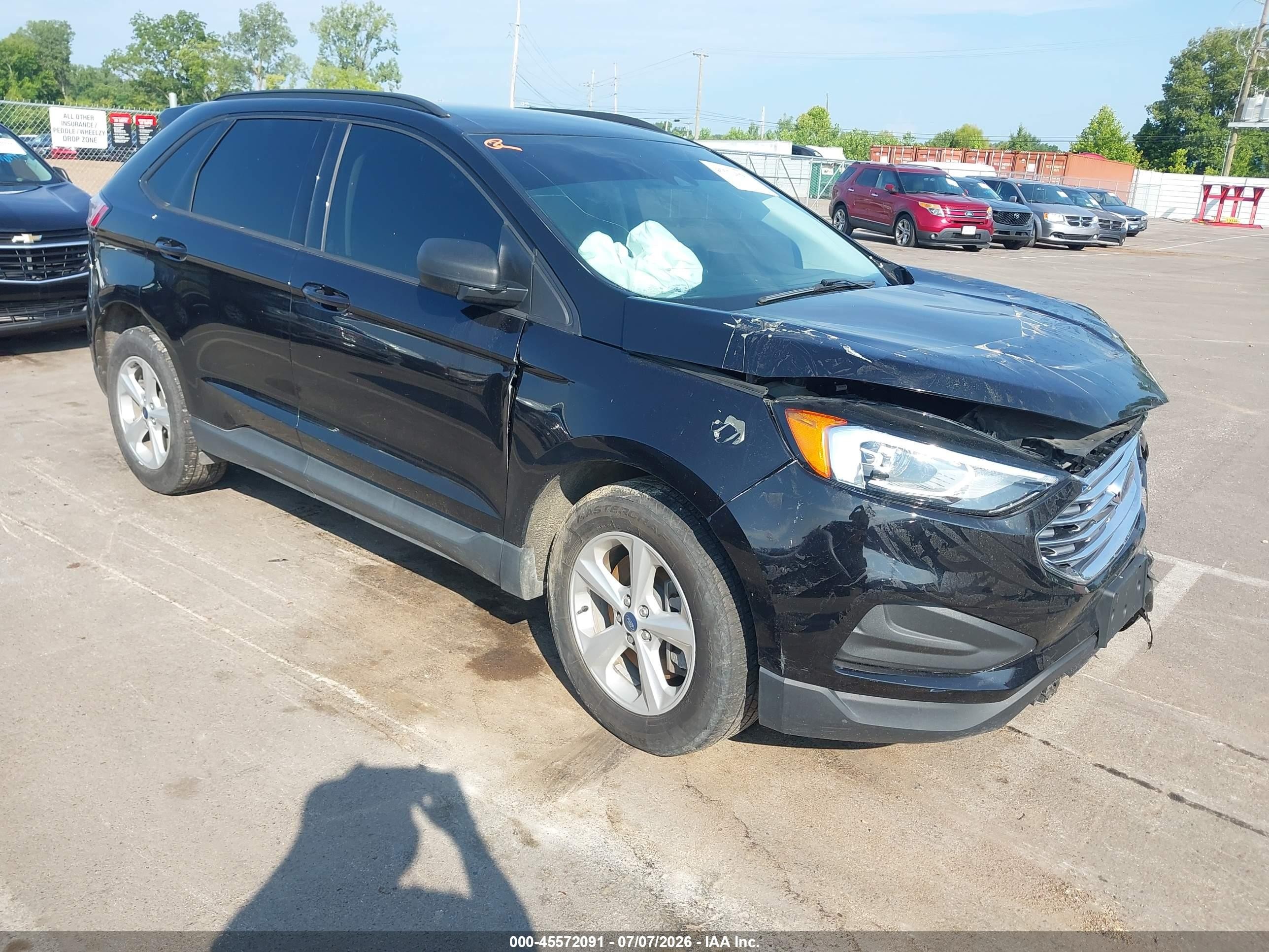 2022 Ford Edge SE, VIN 2FMPK4G97NBA27136 — Front end