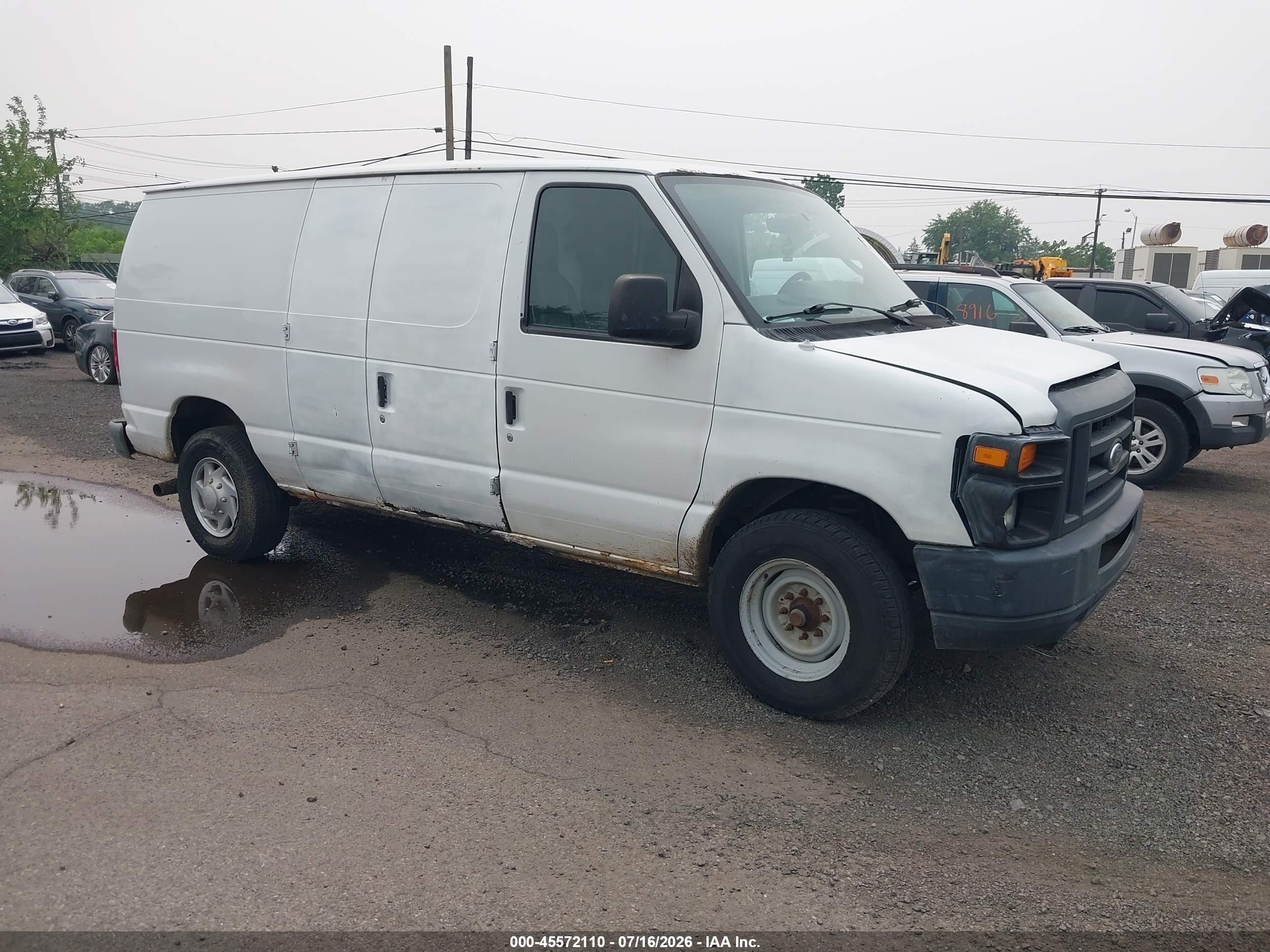 2012 Ford Econoline Cargo Recreational, VIN 1FTNE2EL3CDA69767 — Rear end