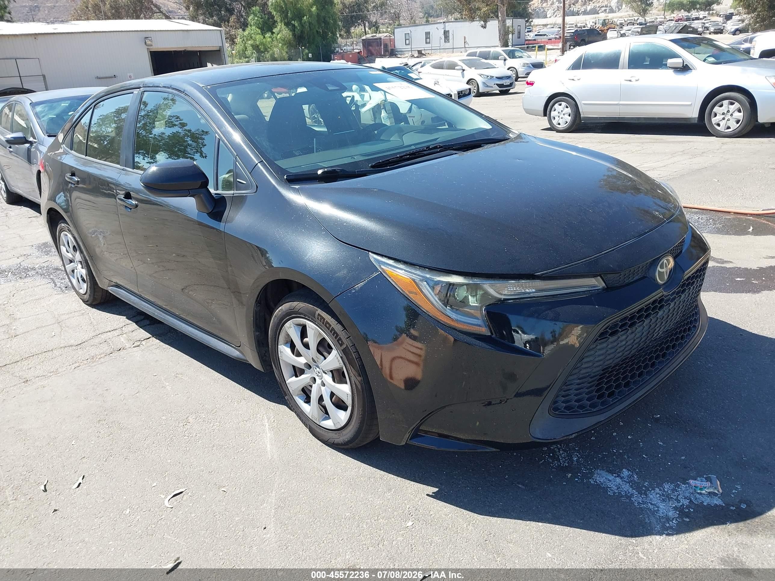 2020 Toyota Corolla LE, VIN JTDEPRAE1LJ051148 — Normal wear