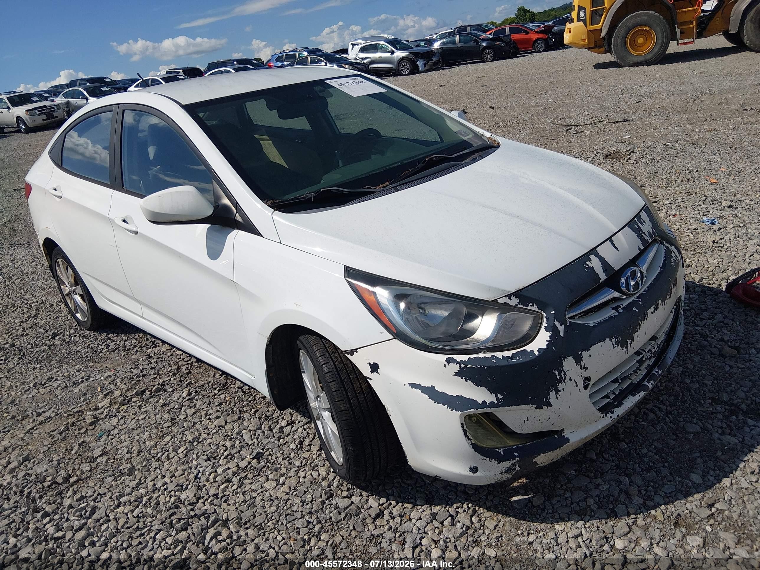 2012 Hyundai Accent GLS, VIN KMHCU4AE4CU173645 — Front end