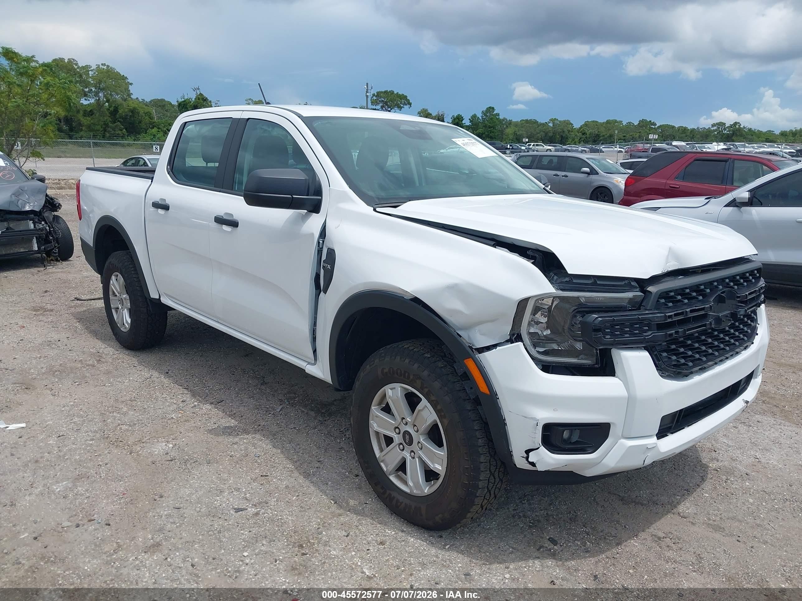 2024 Ford Ranger XL, VIN 1FTER4BH4RLE35167 — Front end