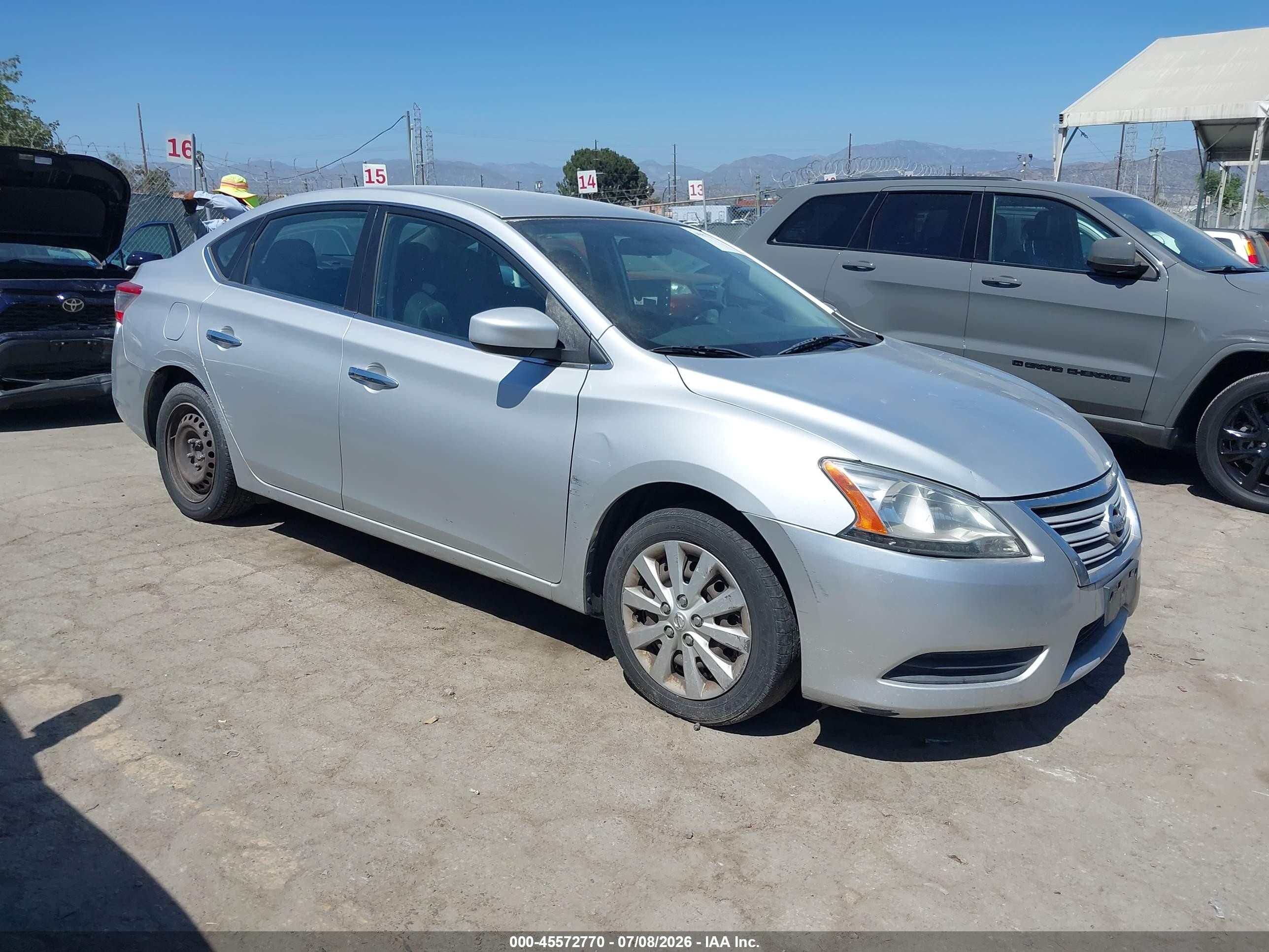 2014 Nissan Sentra S, VIN 3N1AB7AP8EL657211 — Обычный износ