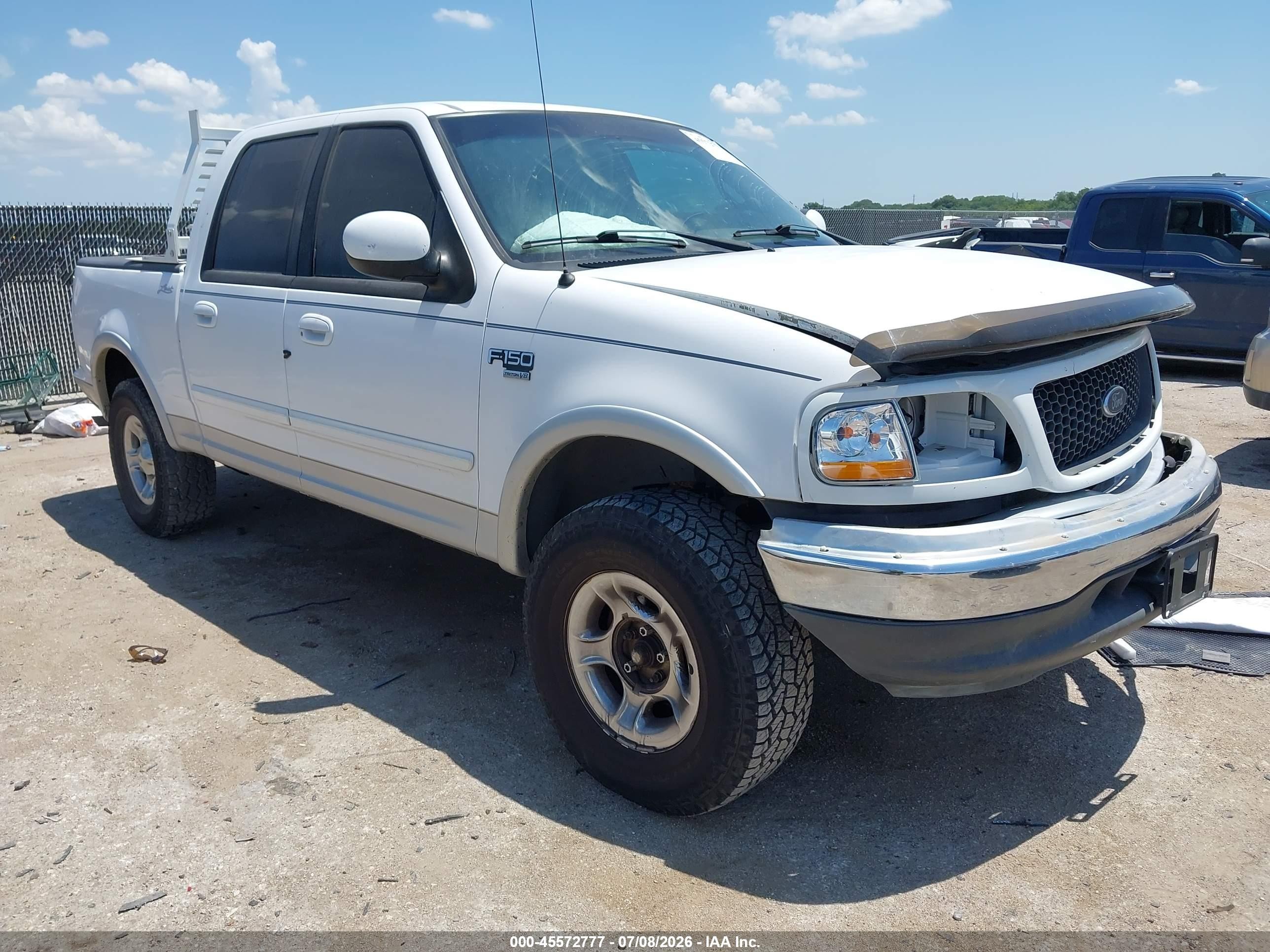2002 Ford F-150 XLT, VIN 1FTRW07L22KB41133 — Front end
