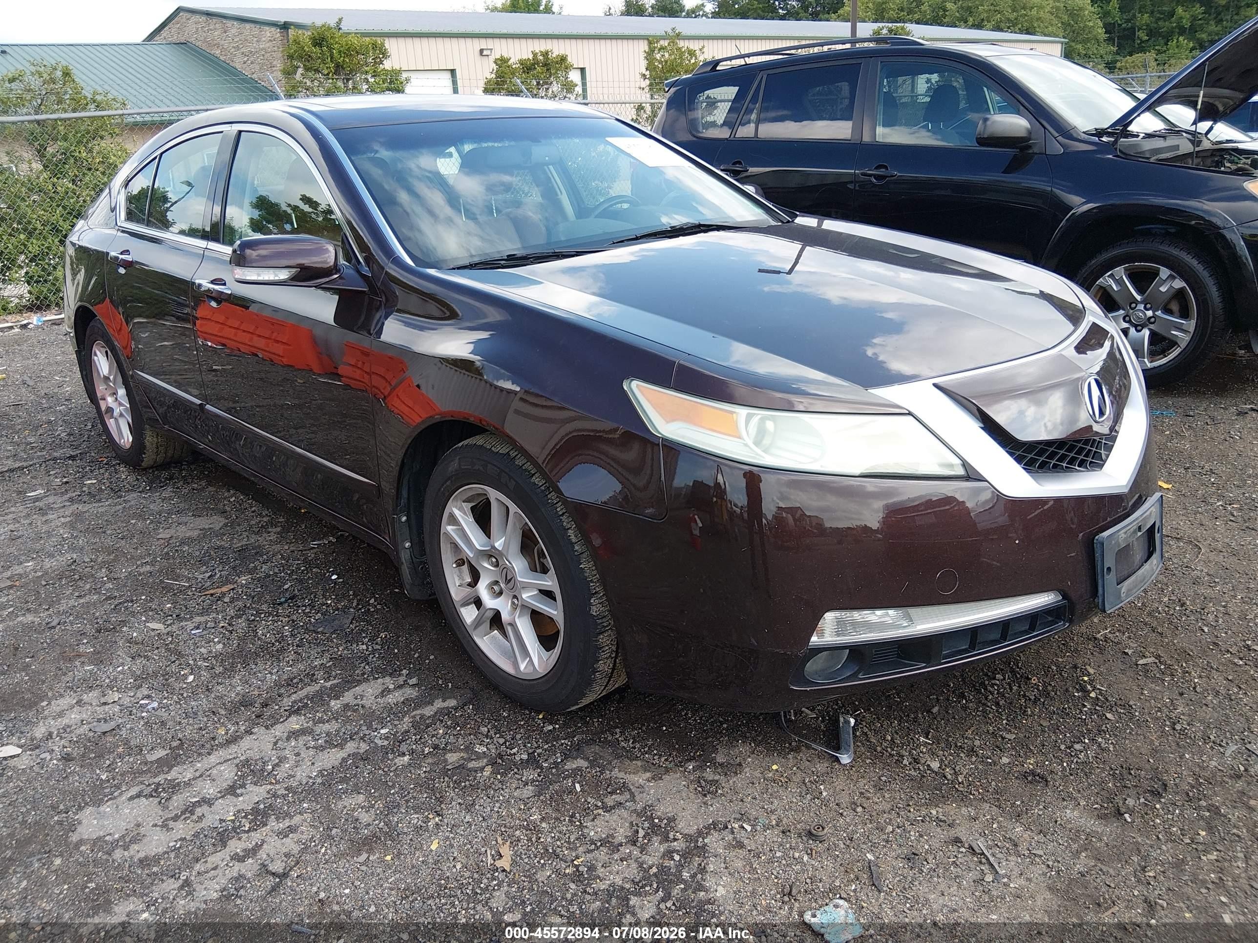 2009 Acura TL Technology, VIN 19UUA86599A023091 — Rear end