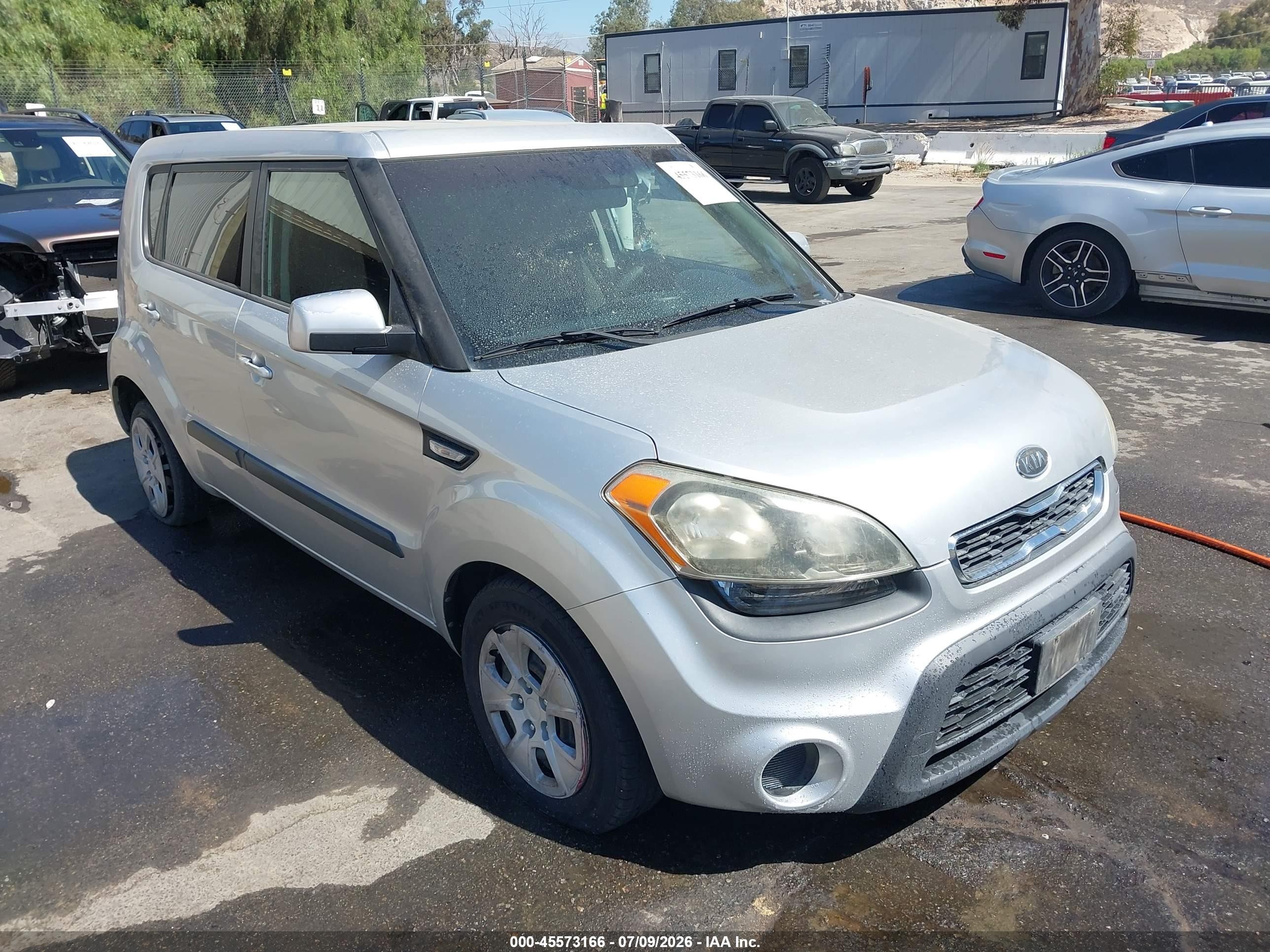 2012 Kia Soul, VIN KNDJT2A50C7404008 — Normal wear