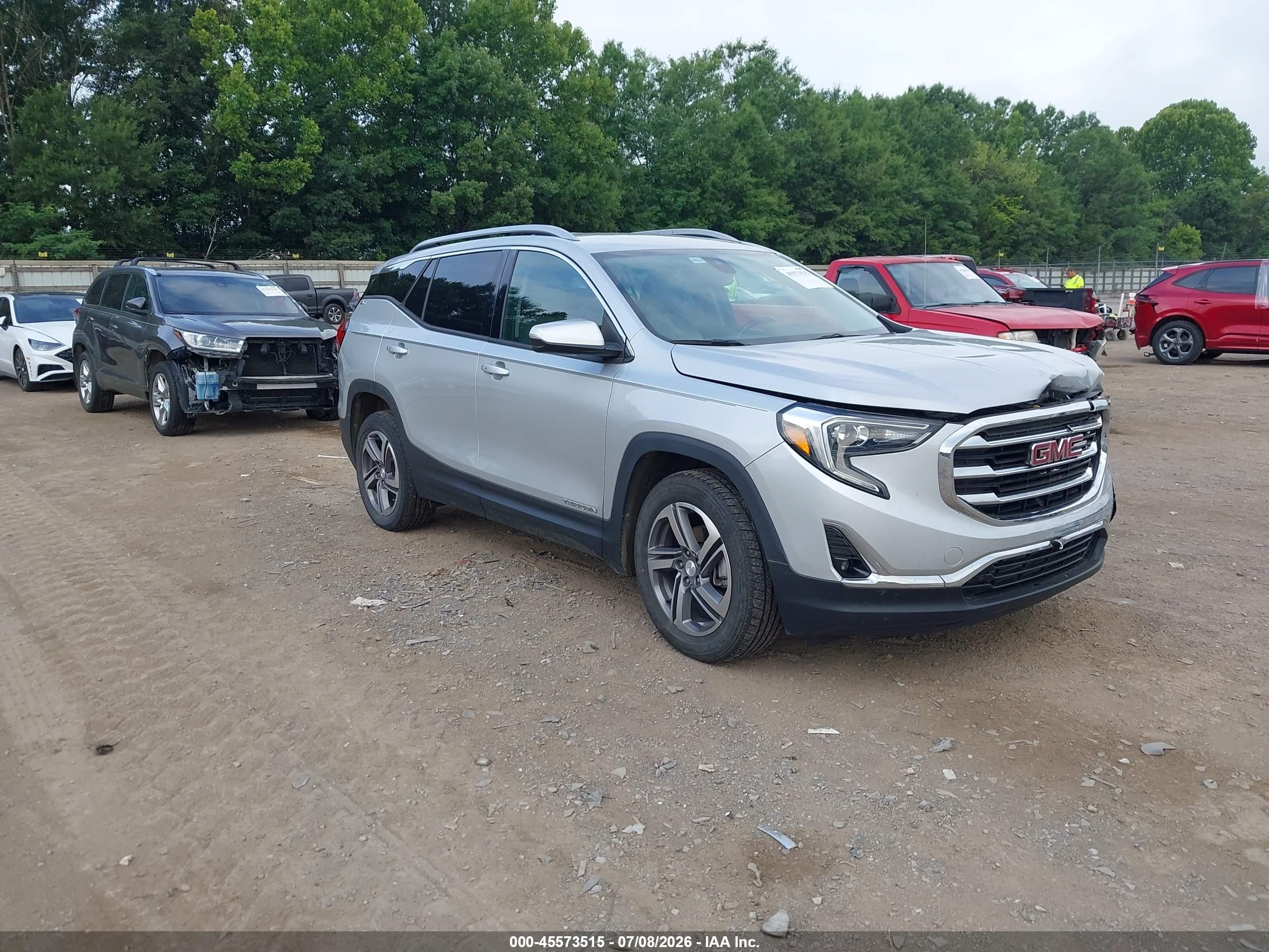 2018 GMC Terrain SLT, VIN 3GKALPEV5JL261657 — Front end