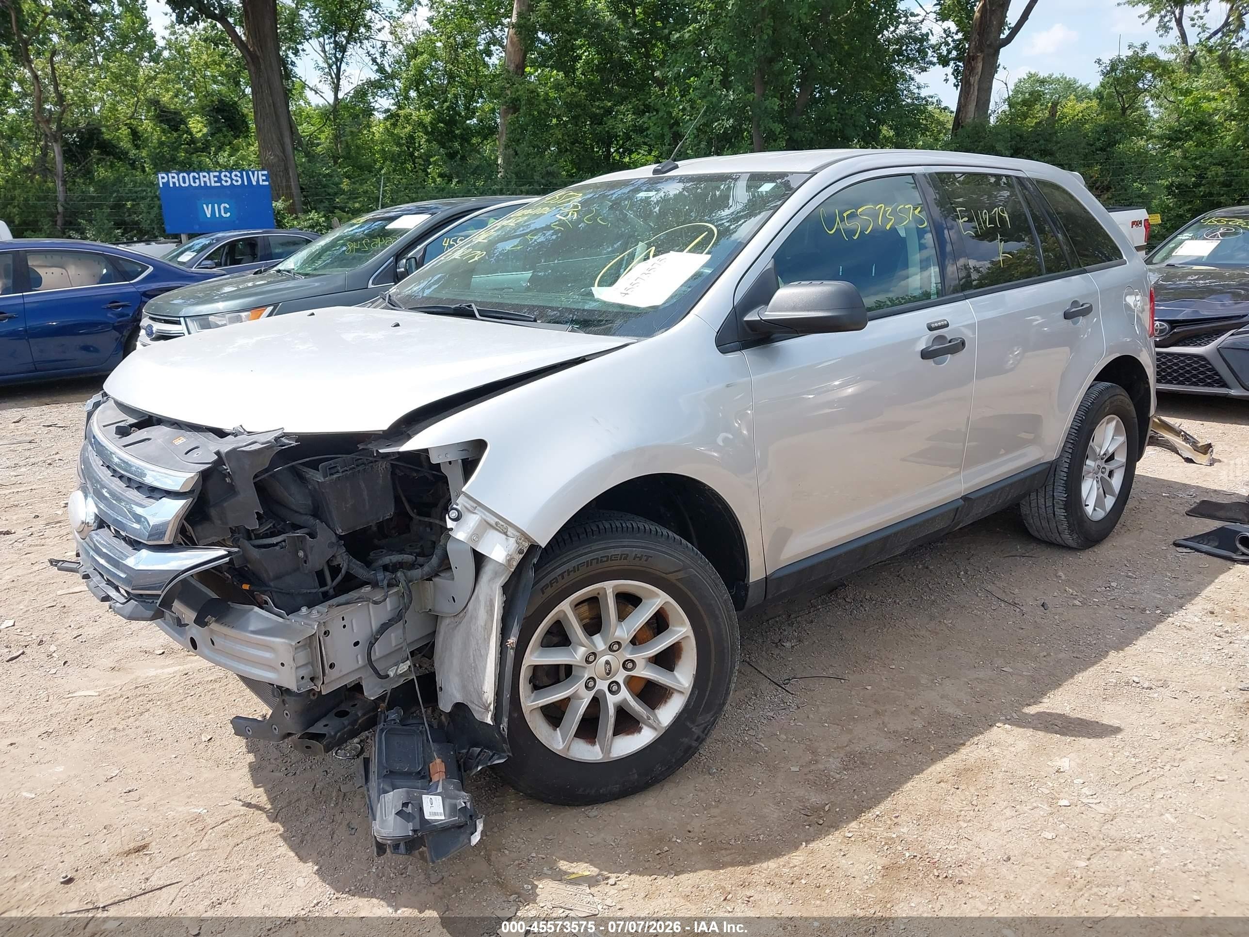 2013 Ford Edge SE, VIN 2FMDK3GC0DBE11279 — Front end
