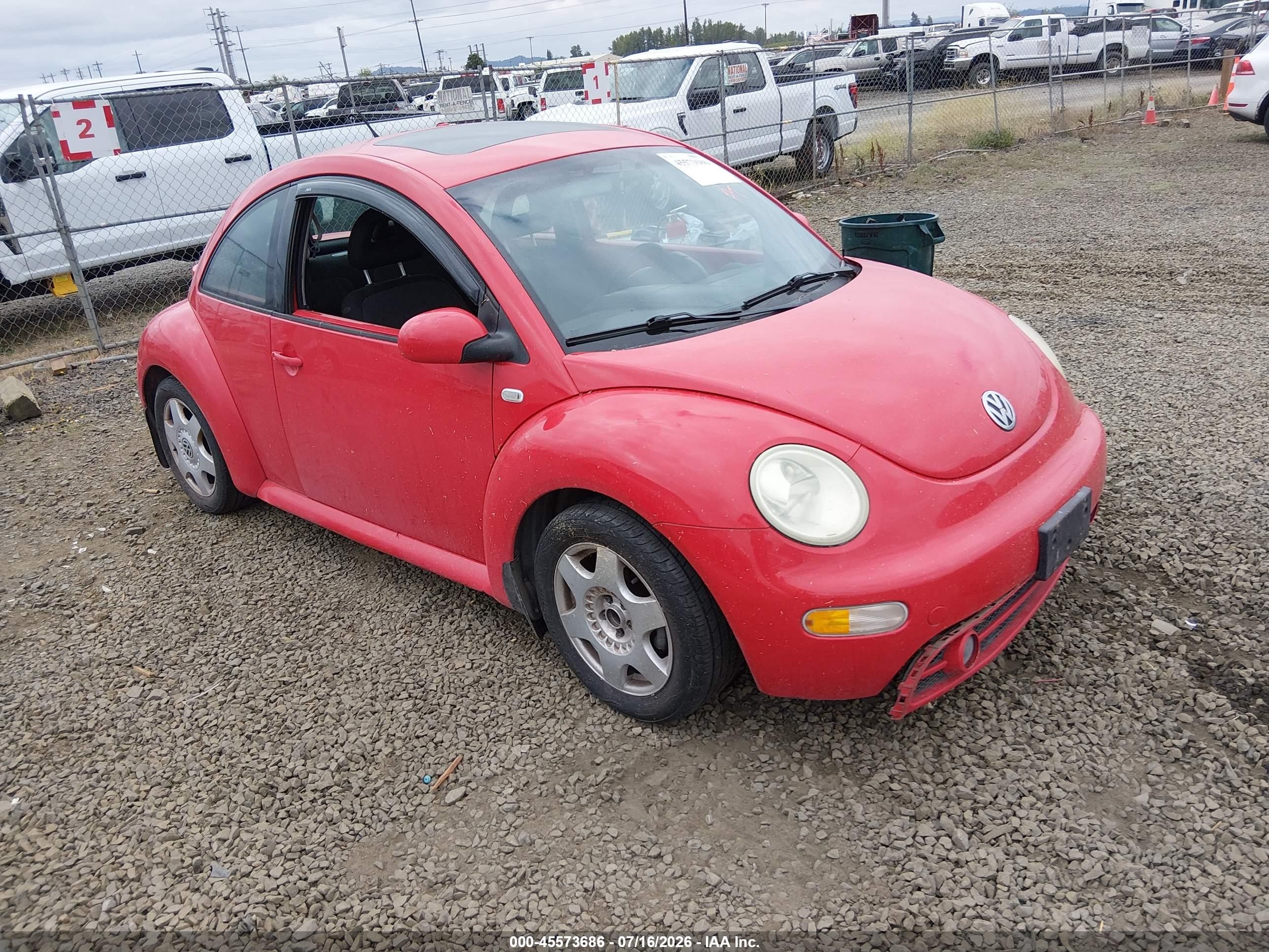 2001 Volkswagen Beetle GLS, VIN 3VWCB21C31M452757 — Normal wear