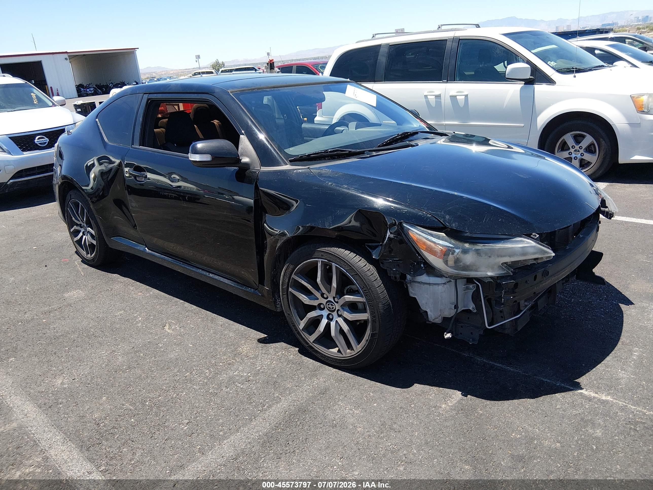 2016 Scion tC, VIN JTKJF5C7XGJ024666 — Normal wear