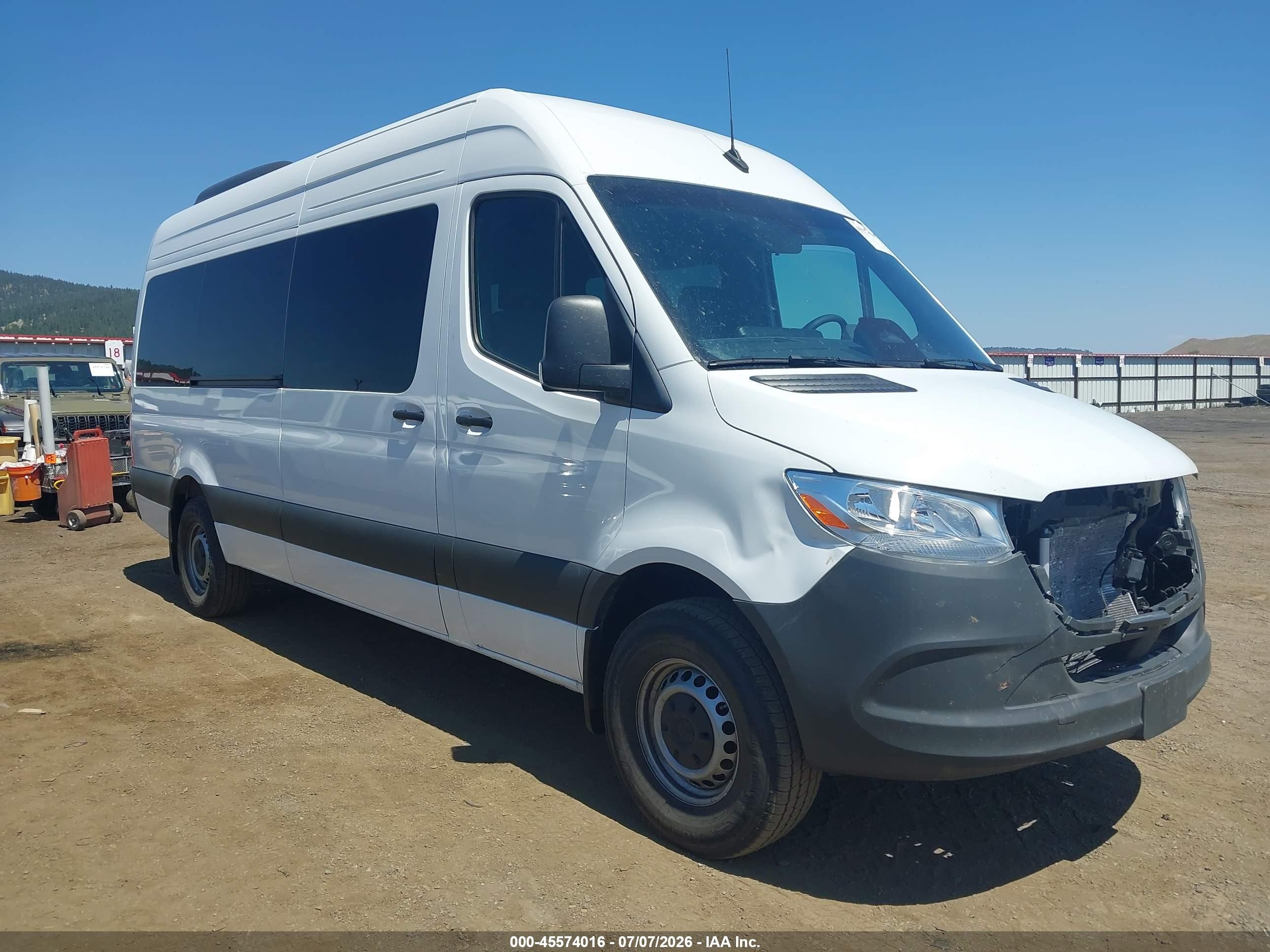 2026 Mercedes-Benz Sprinter Passenger, VIN W1Z4KGHY1TT617691 — Front end