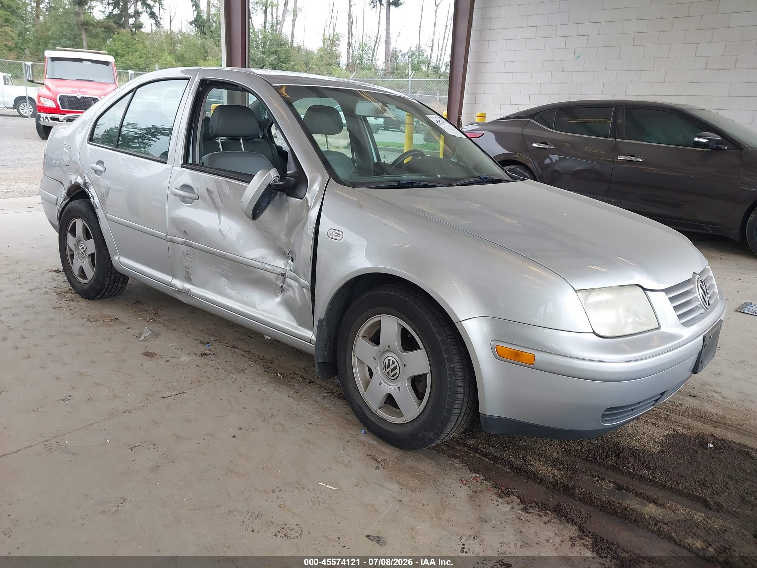 2002 Volkswagen Jetta GLS, VIN 3VWSP69M02M054084 — Side