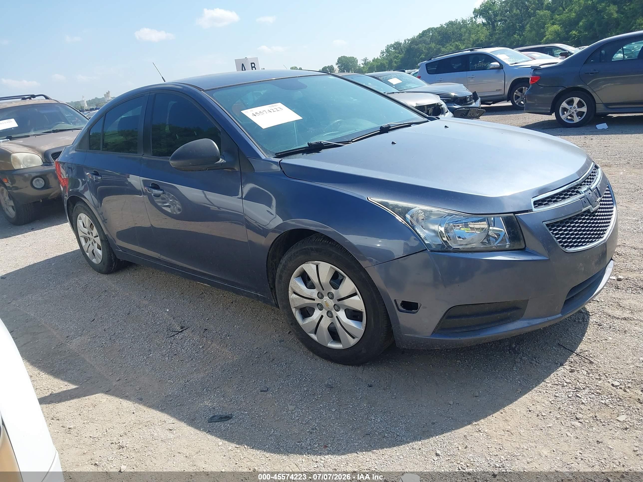 2014 Chevrolet Cruze LS, VIN 1G1PA5SH3E7110639 — Normal wear