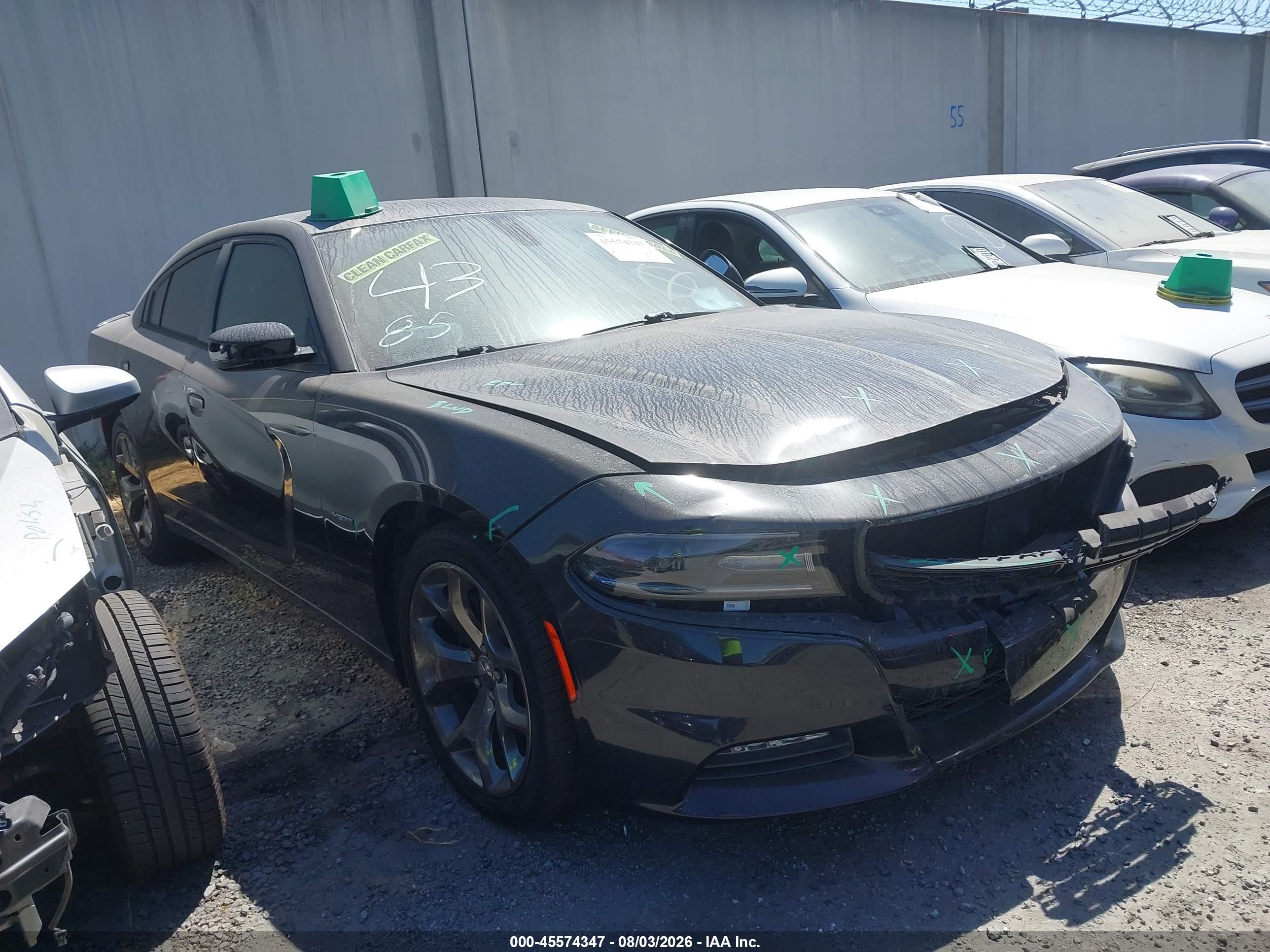 2015 Dodge Charger RT, VIN 2C3CDXCT0FH896034 — Front end