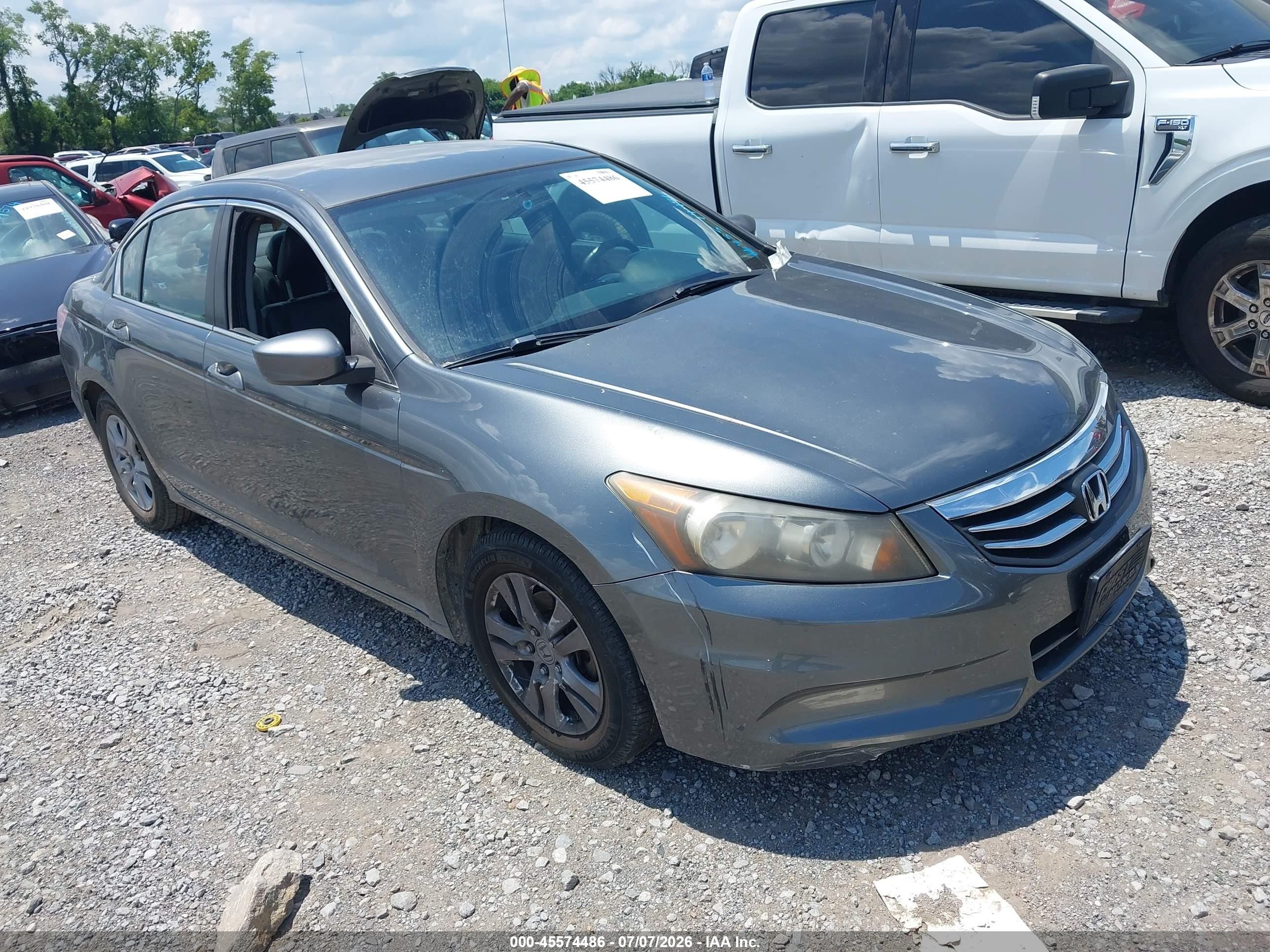 2012 Honda Accord SE, VIN 1HGCP2F68CA181719 — Normal wear