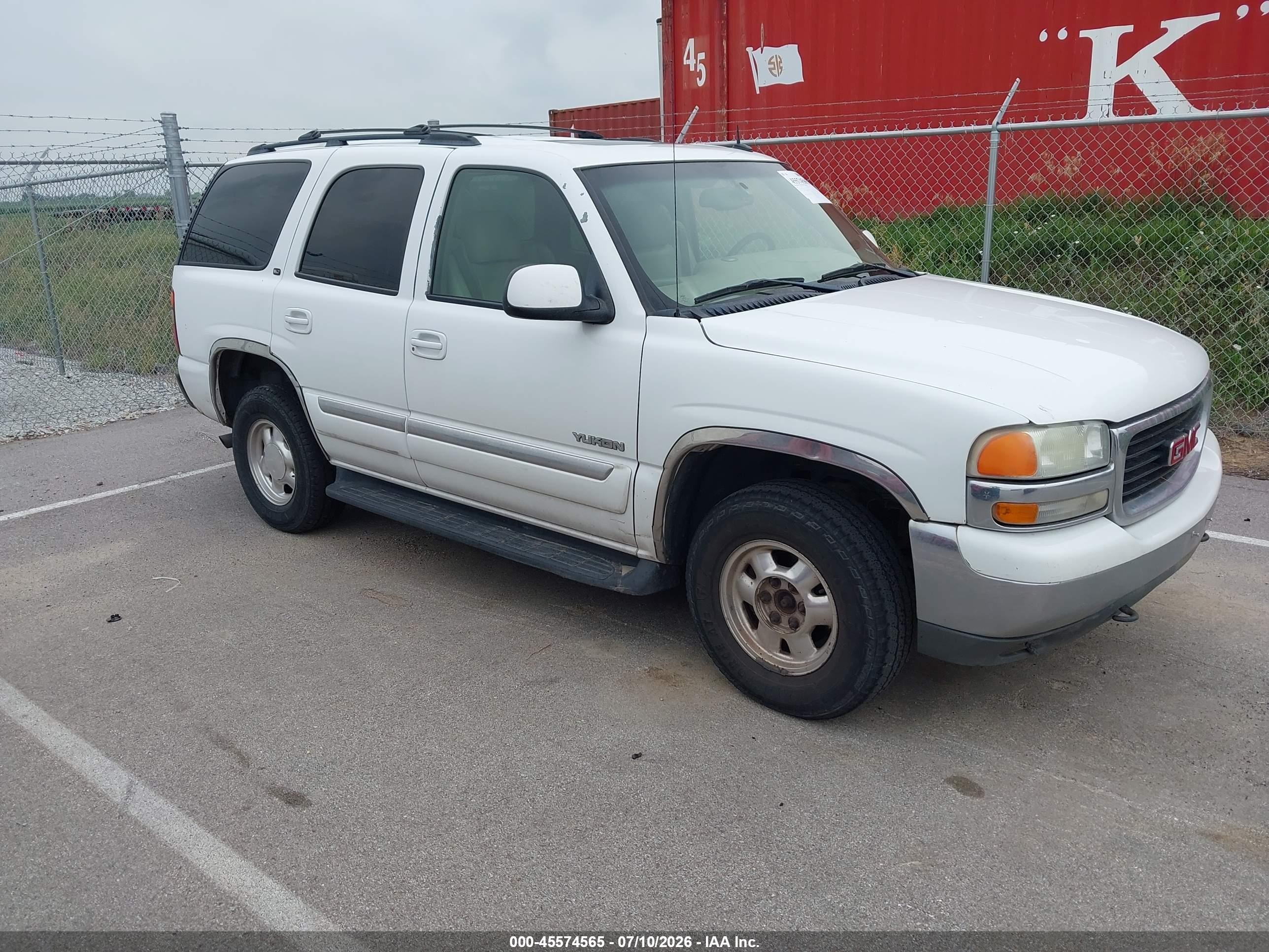 2003 GMC Yukon SLE, VIN 1GKEK13Z53R199213 — Град