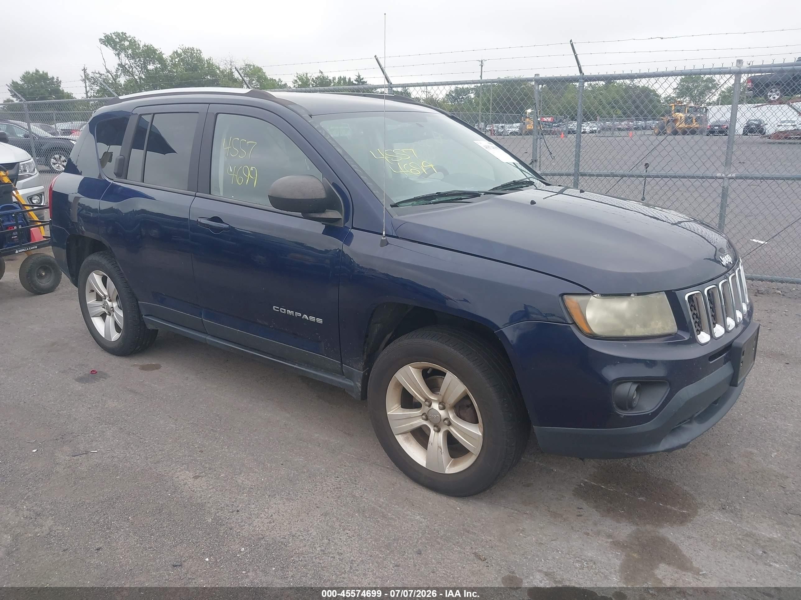 2014 Jeep Compass Sport, VIN 1C4NJDBB9ED602047 — Normal wear