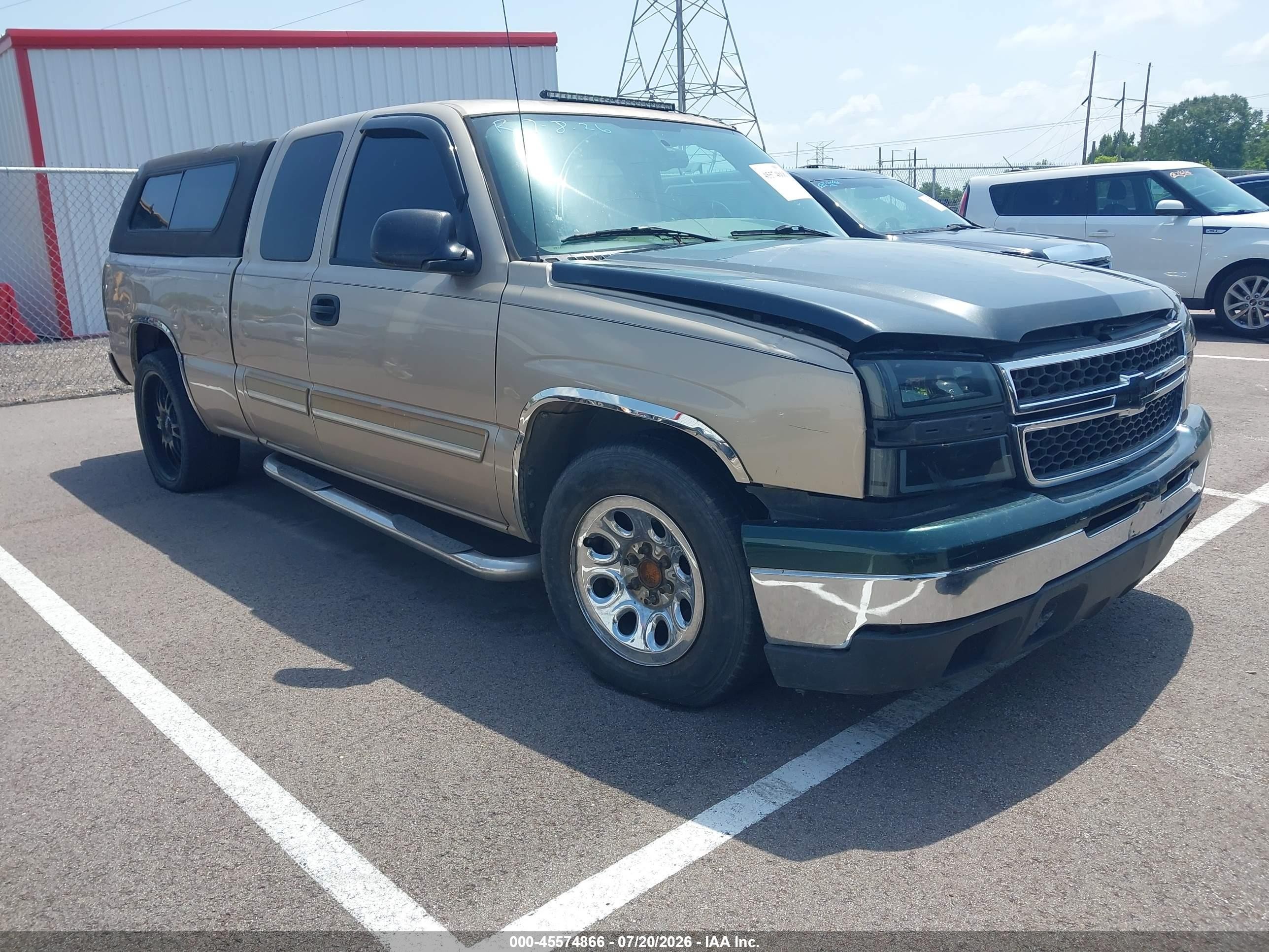 2005 Chevrolet Silverado 1500 LS, VIN 2GCEC19T151303882 — Обычный износ