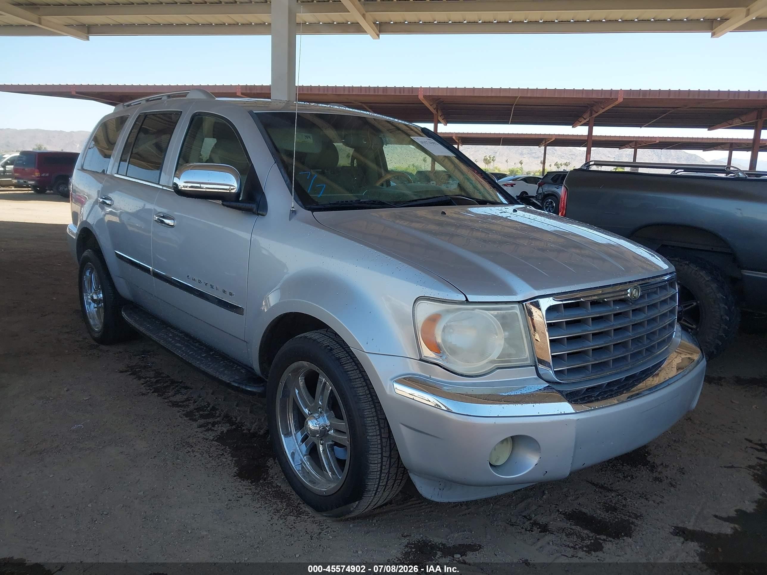 2007 Chrysler Aspen Limited, VIN 1A8HX58277F525767 — Normal wear