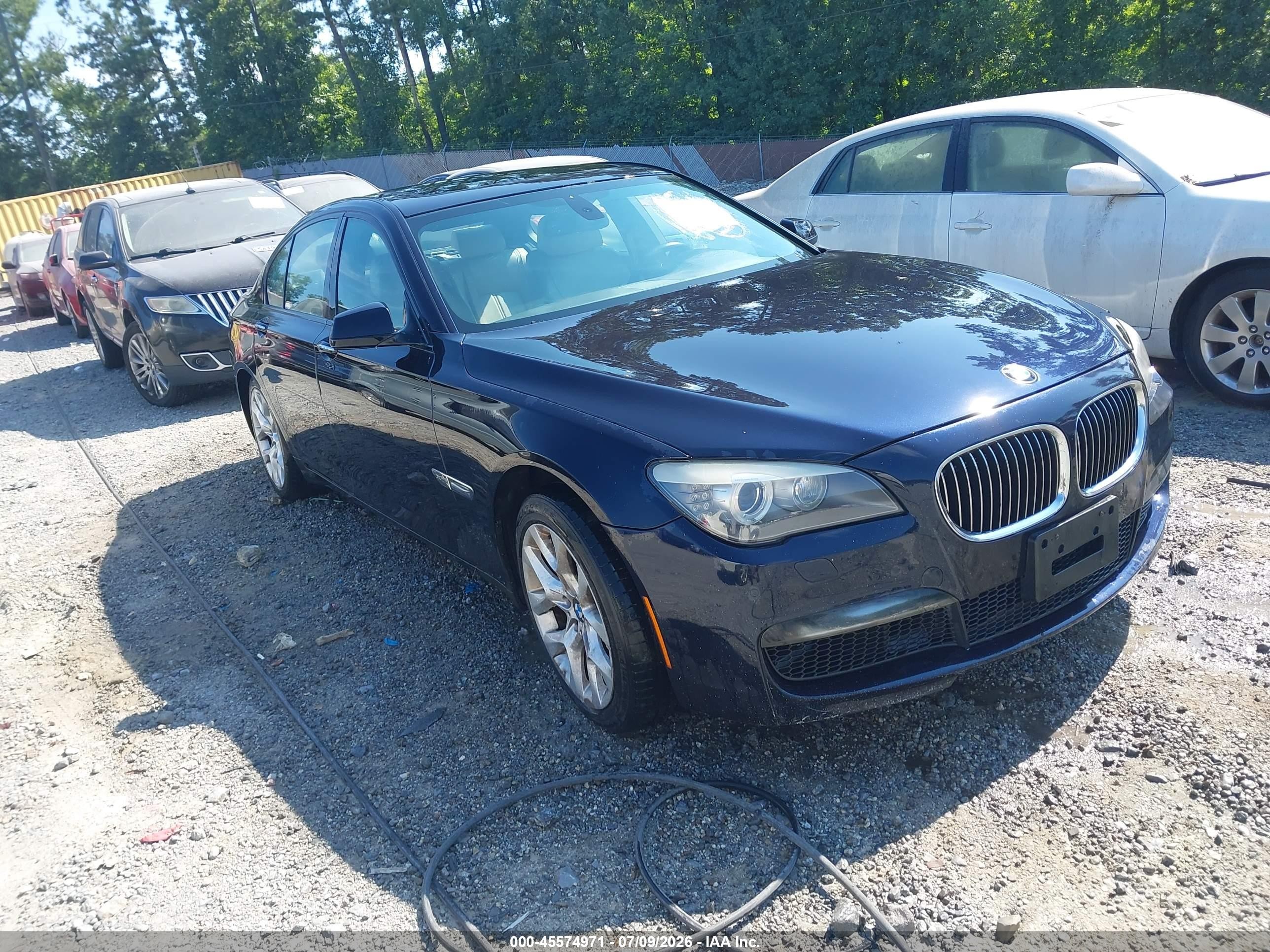 2011 BMW 7 Series 750i xDrive, VIN WBAKC6C52BC395369 — Normal wear