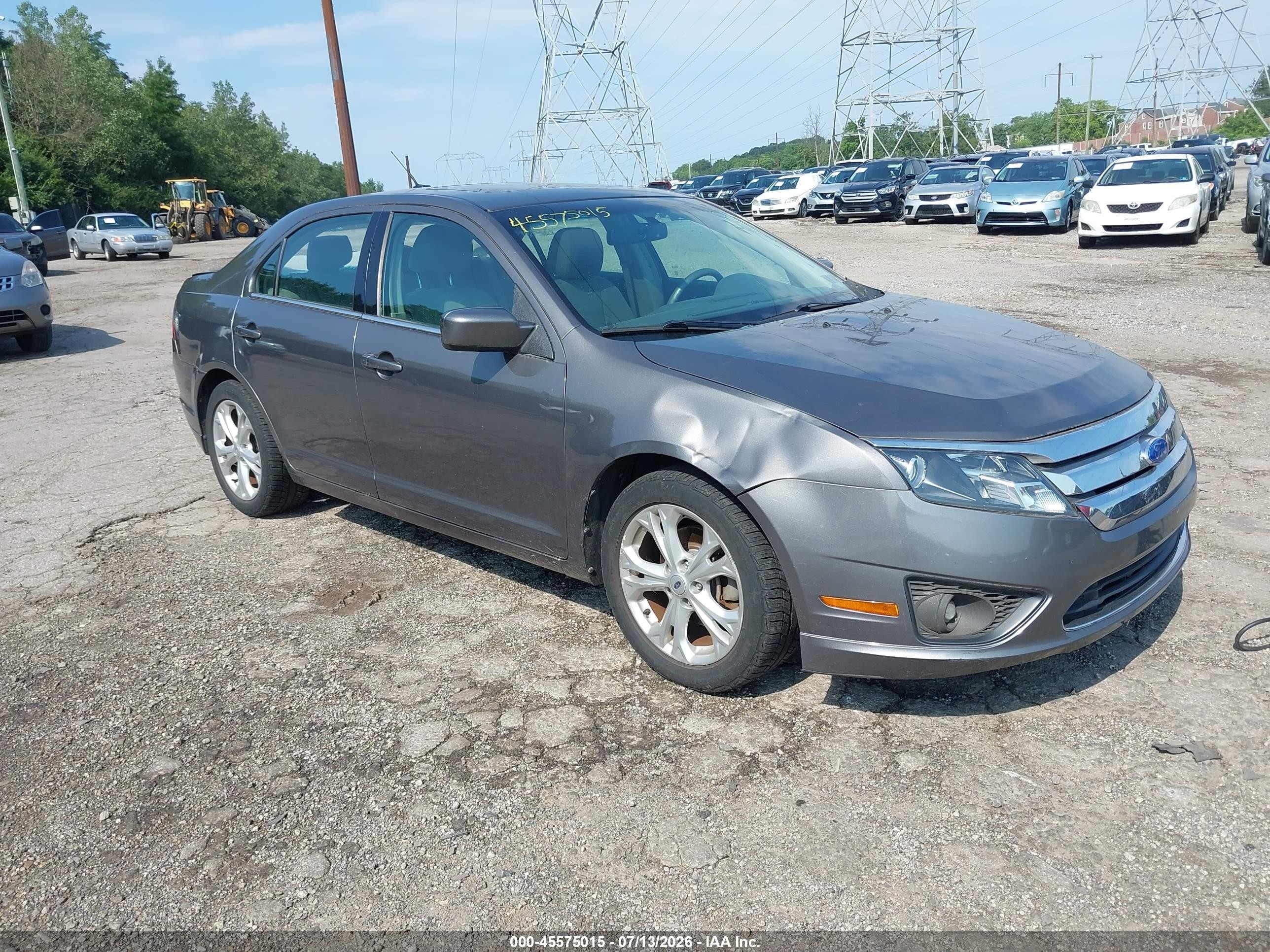 2012 Ford Fusion SE, VIN 3FAHP0HAXCR253672 — Vandalism
