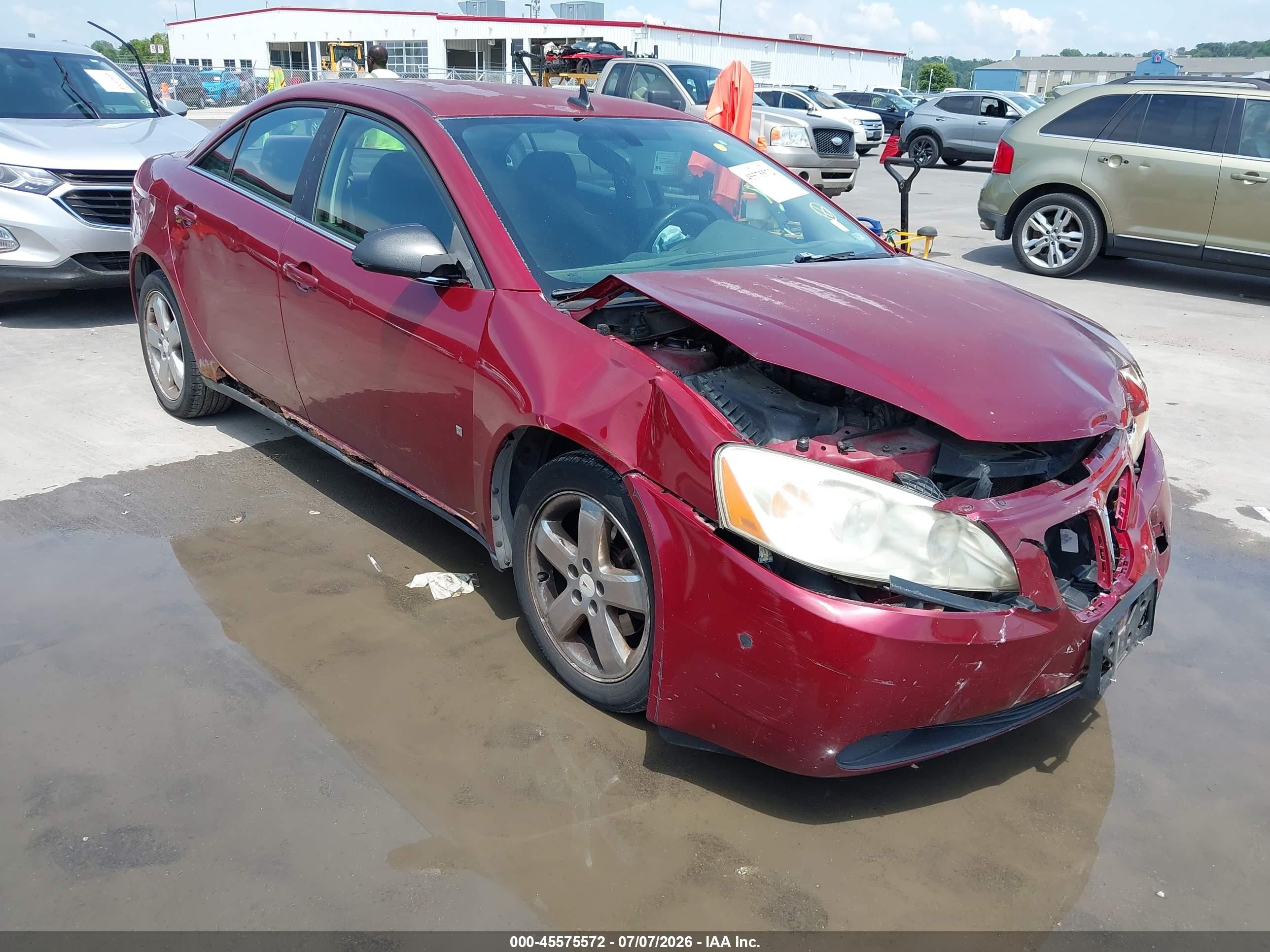 2008 Pontiac G6 GT, VIN 1G2ZH57N984188265 — Front end
