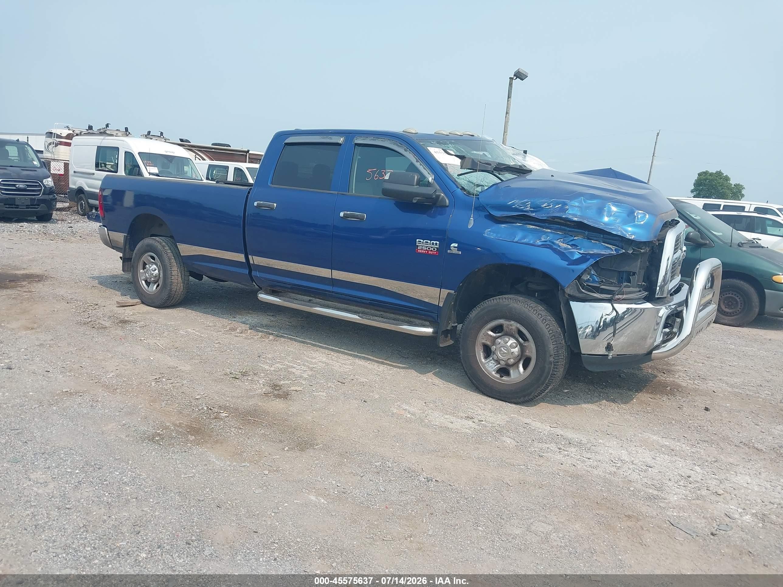 2010 Dodge 2500 SLT, VIN 3D7UT2CLXAG141588 — Front end