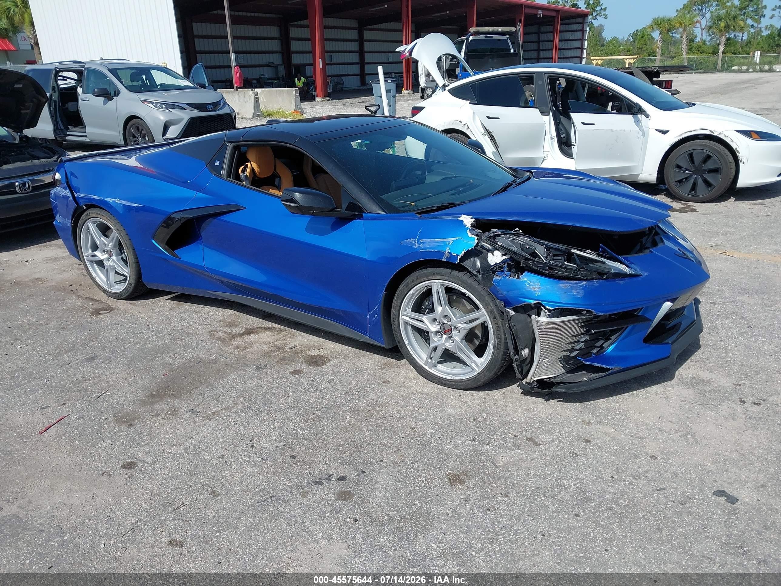 2022 Chevrolet Corvette 2LT, VIN 1G1YB3D44N5118583 — Front end
