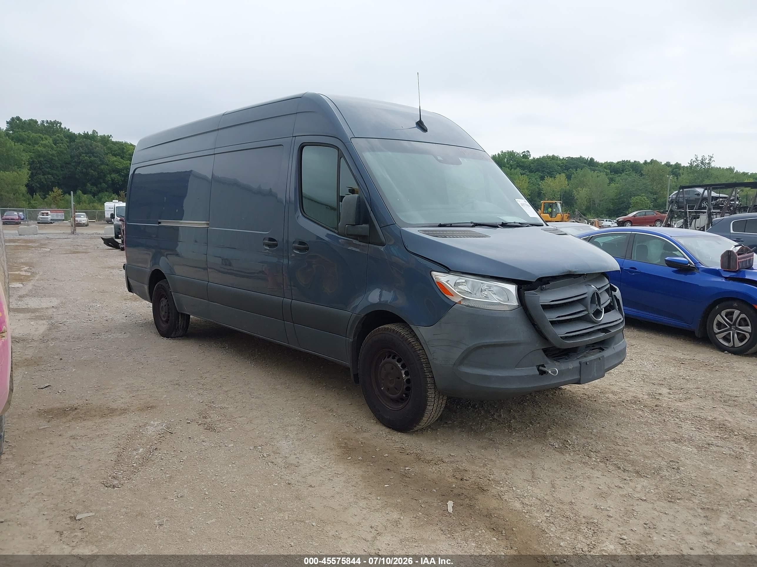 2021 Mercedes-Benz Sprinter Cargo, VIN W1Y40CHY2MT071830 — Front end