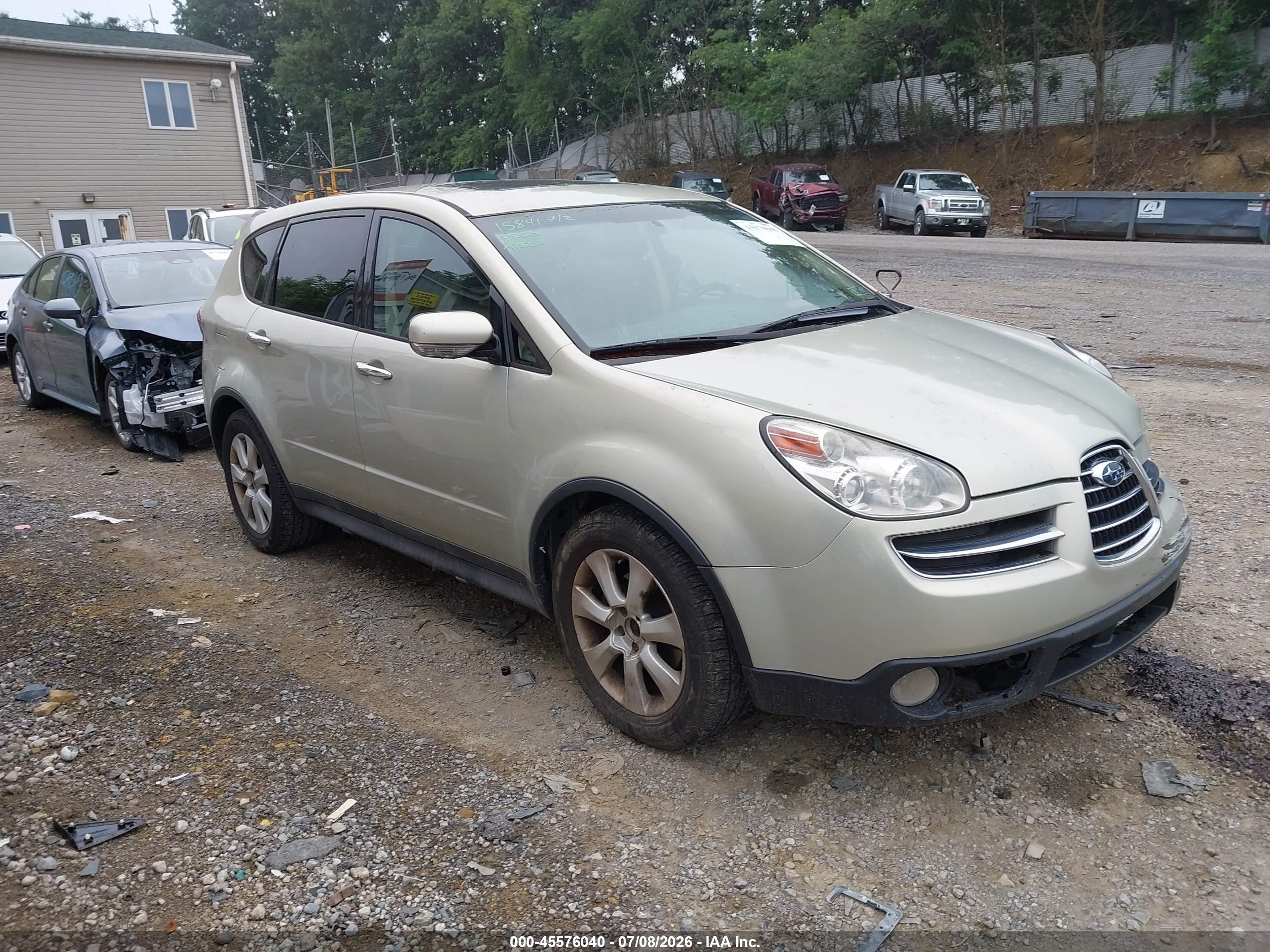 2006 Subaru Tribeca 5-Pass, VIN 4S4WX83C964403580 — Front end