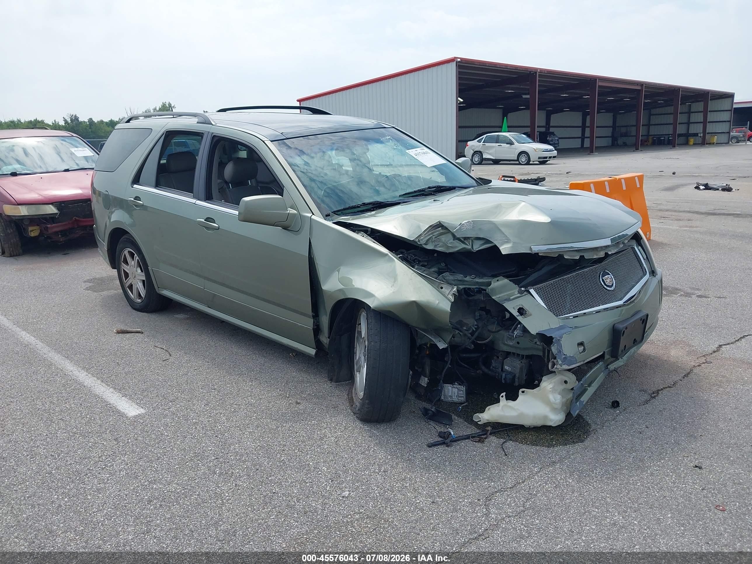 2004 Cadillac SRX, VIN 1GYEE637140185713 — Front end