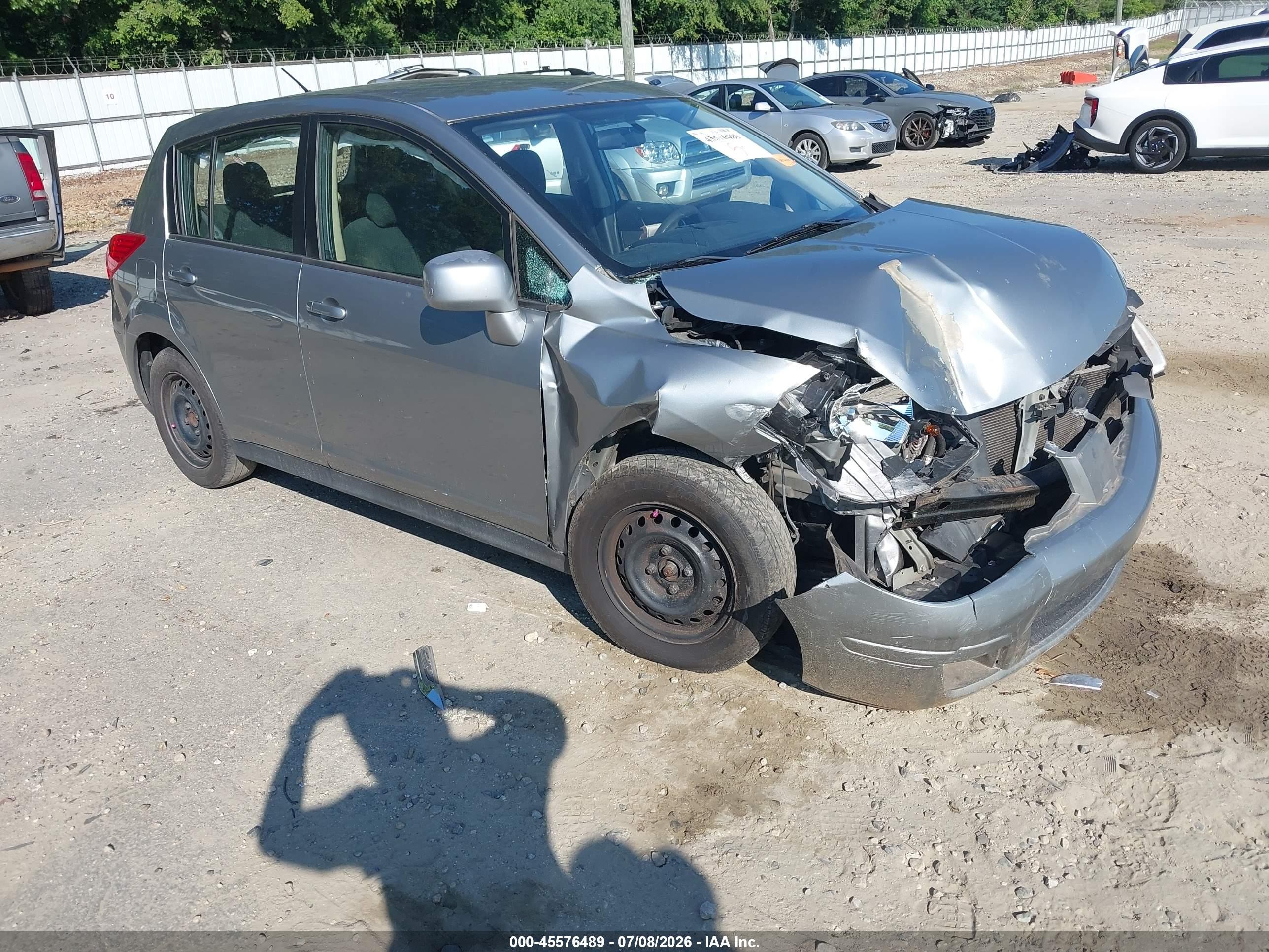 2011 Nissan Versa S, VIN 3N1BC1CP7BL504441 — Front end