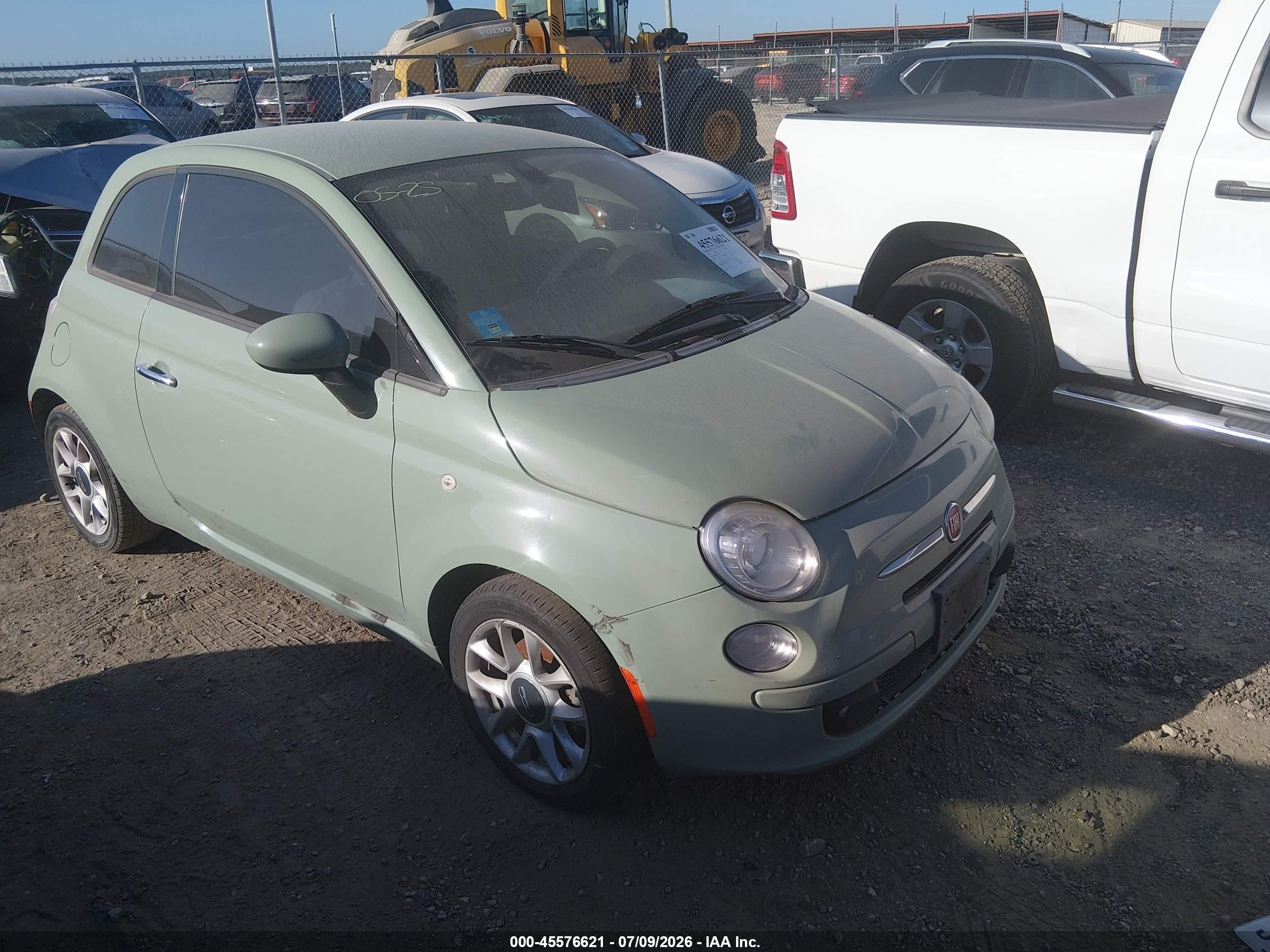2017 FIAT 500 Pop, VIN 3C3CFFKRXHT604197 — Normal wear