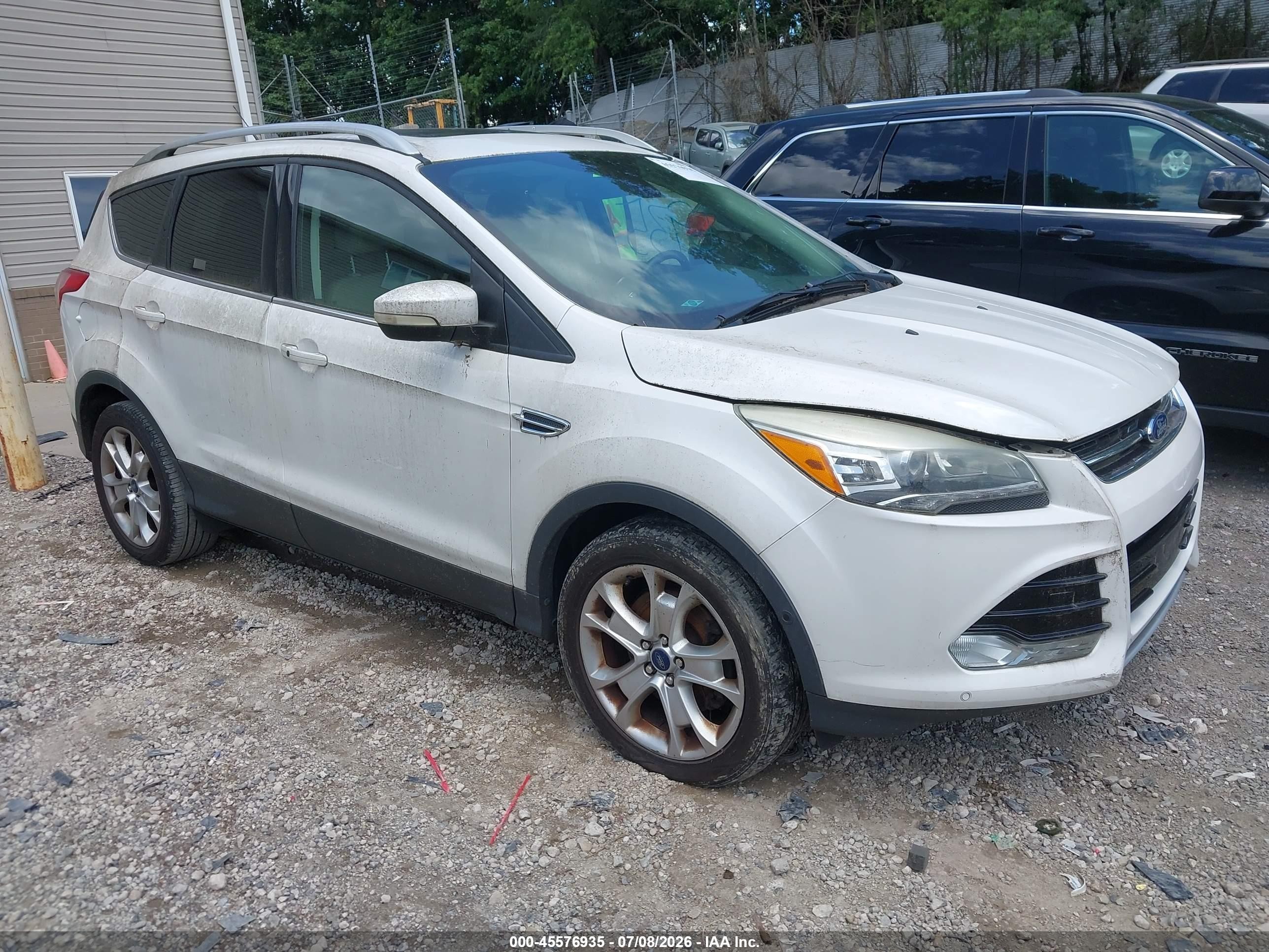 2015 Ford Escape Titanium, VIN 1FMCU9J99FUC75804 — Normal wear