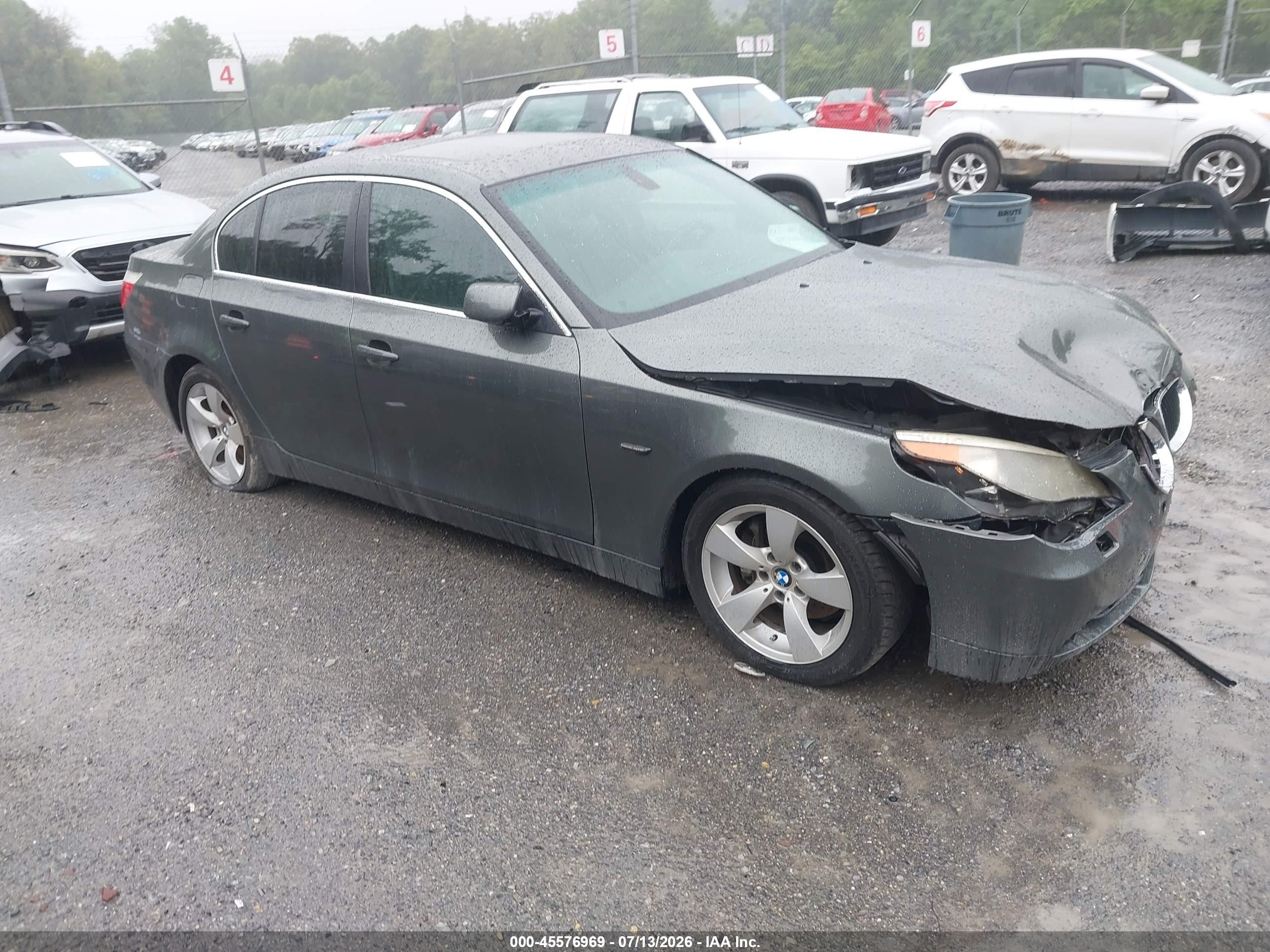 2004 BMW 5 Series 530i, VIN WBANA73504B804180 — Front end