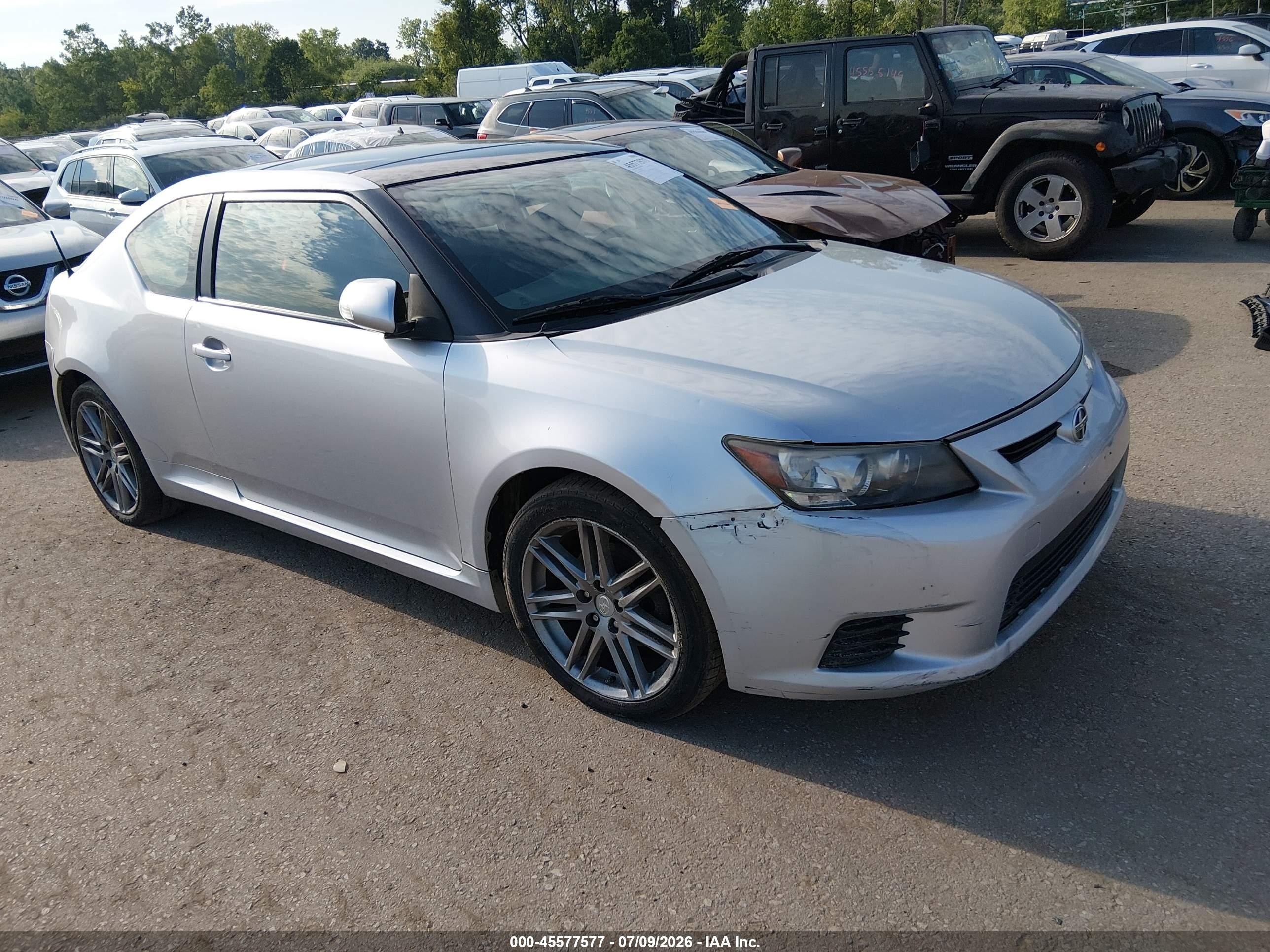 2012 Scion tC, VIN JTKJF5C79C3036838 — Бок