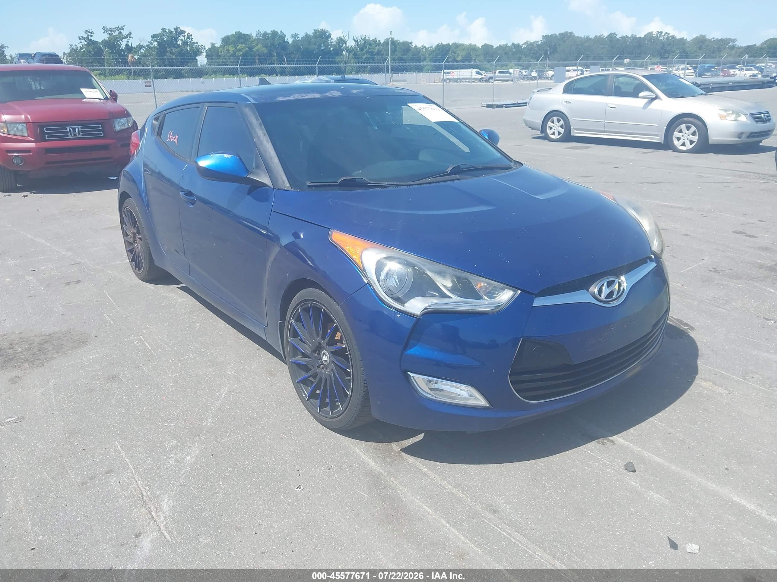 2016 Hyundai Veloster, VIN KMHTC6AD1GU299148 — Normal wear