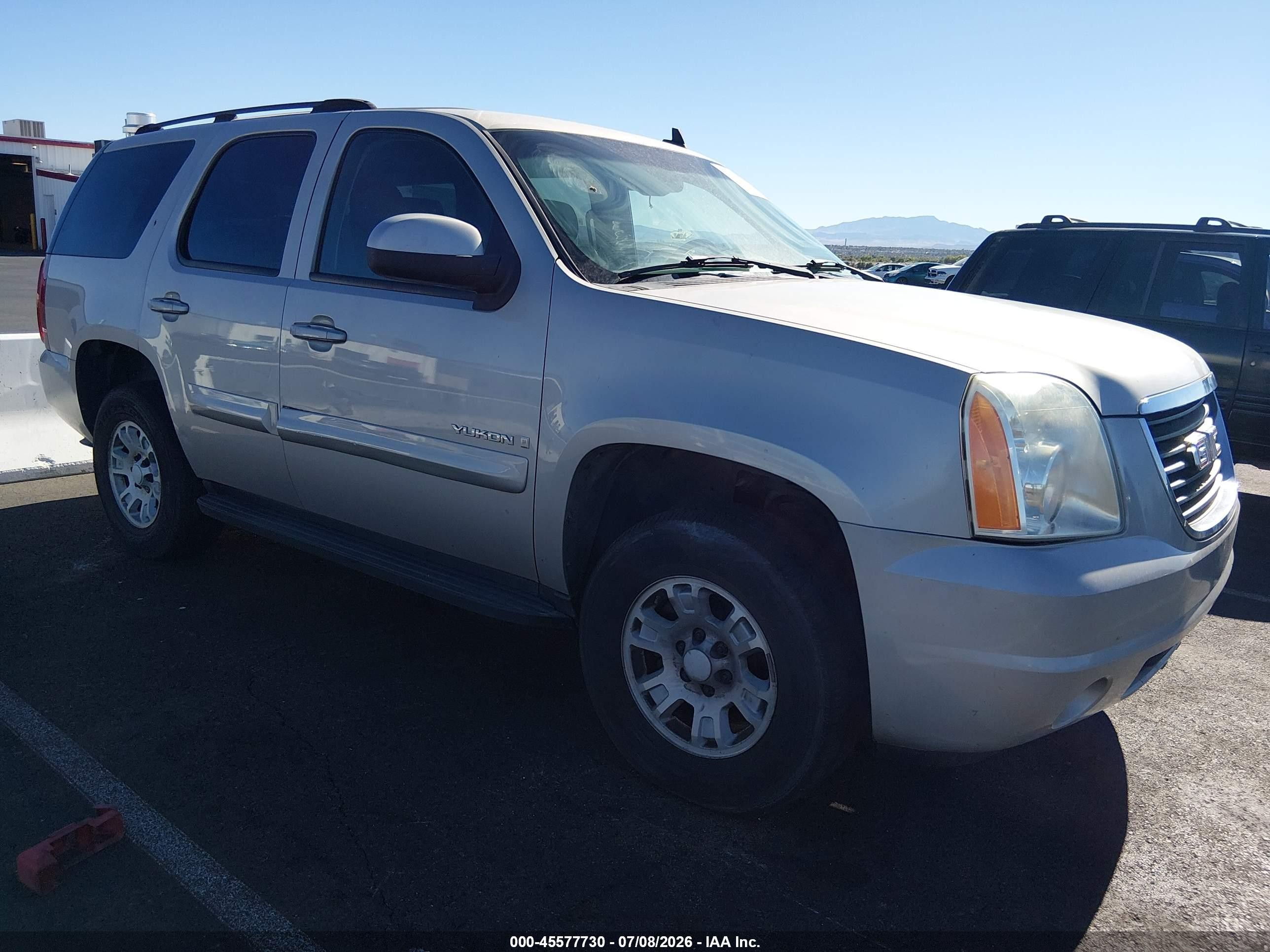 2007 GMC Yukon SLE, VIN 1GKFC13047R232422 — Normal wear