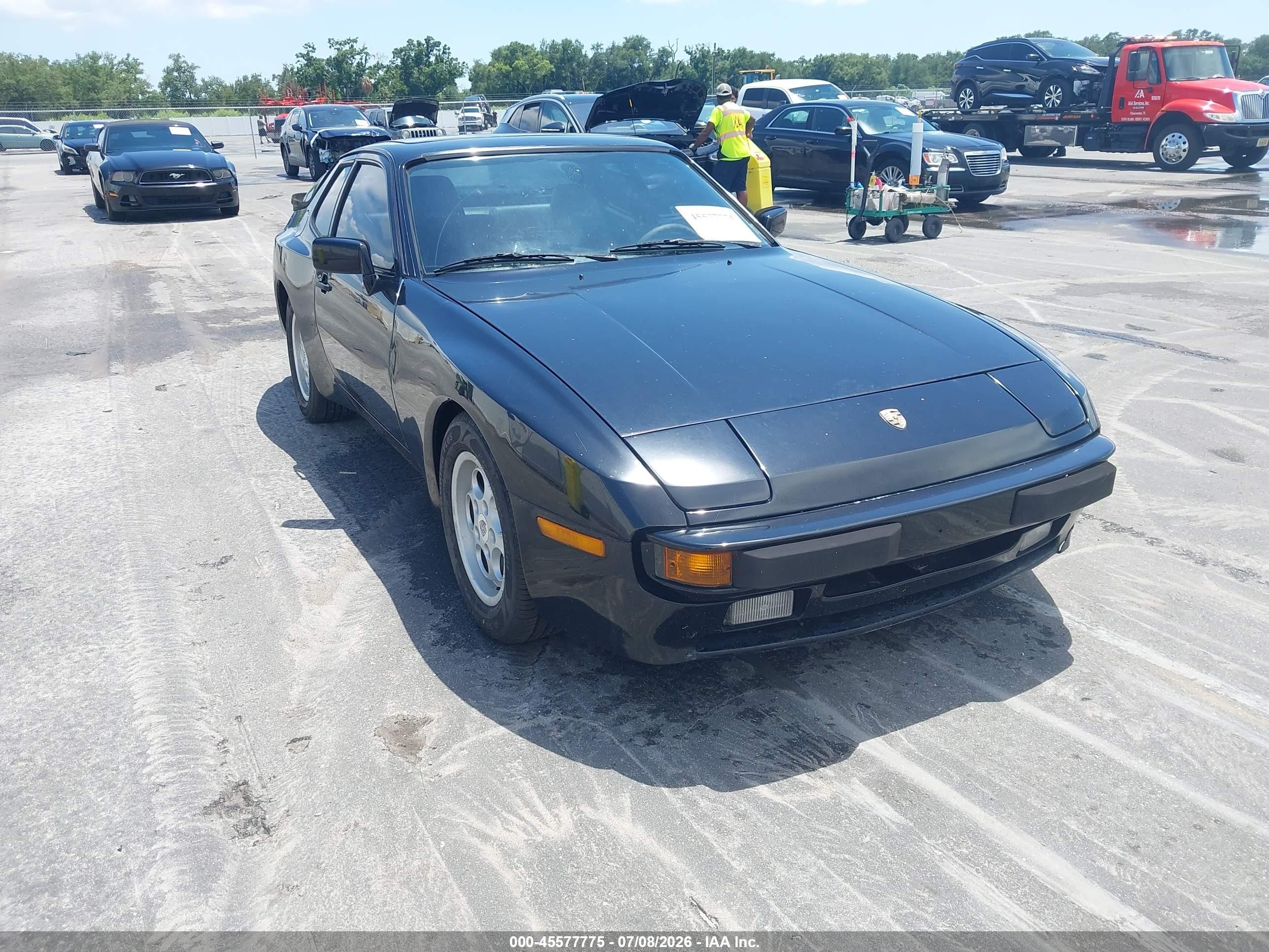 1983 Porsche 944, VIN WP0AA0944DN463923 — Обычный износ