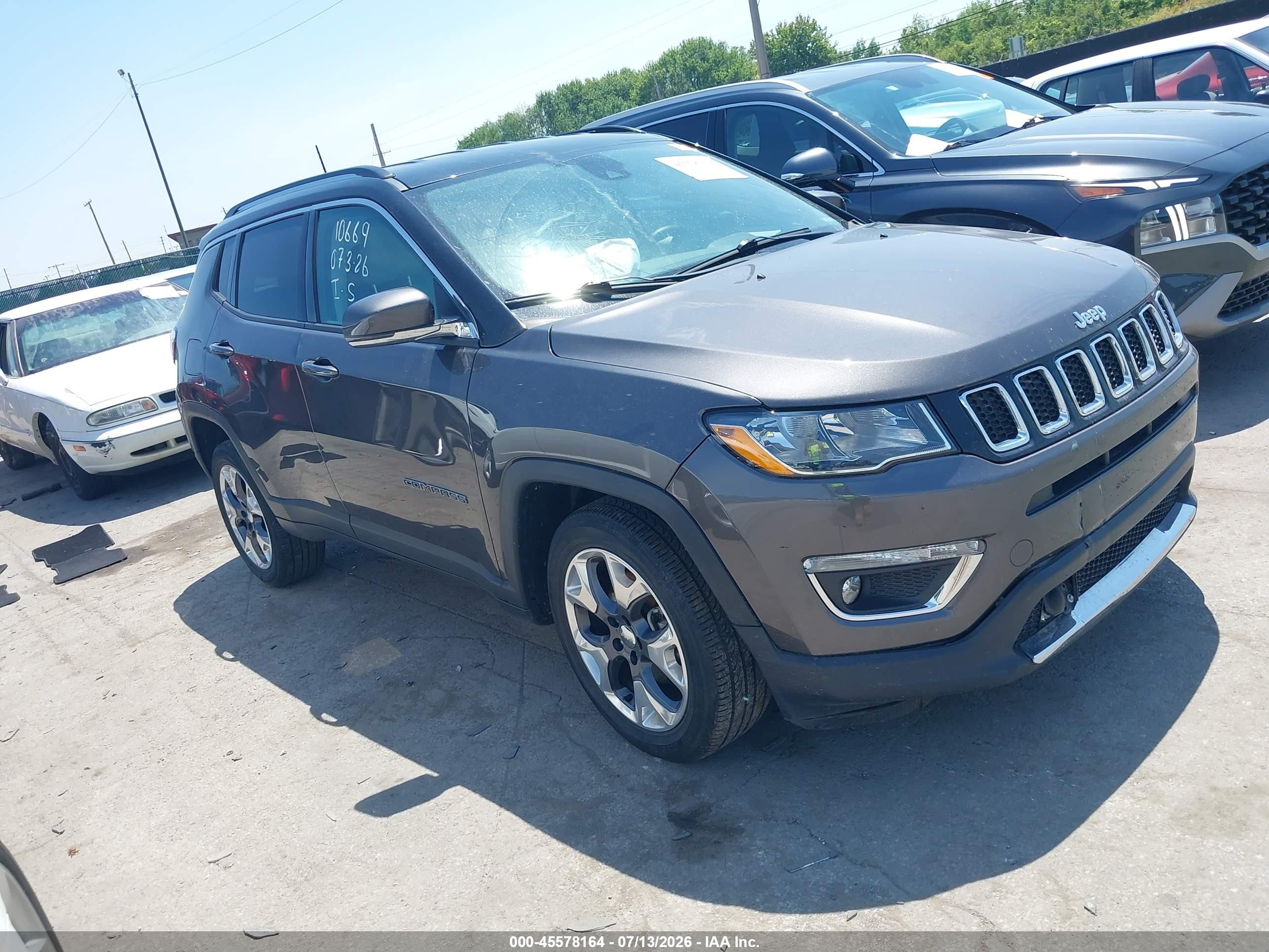 2021 Jeep Compass Limited, VIN 3C4NJDCB5MT504611 — Бок