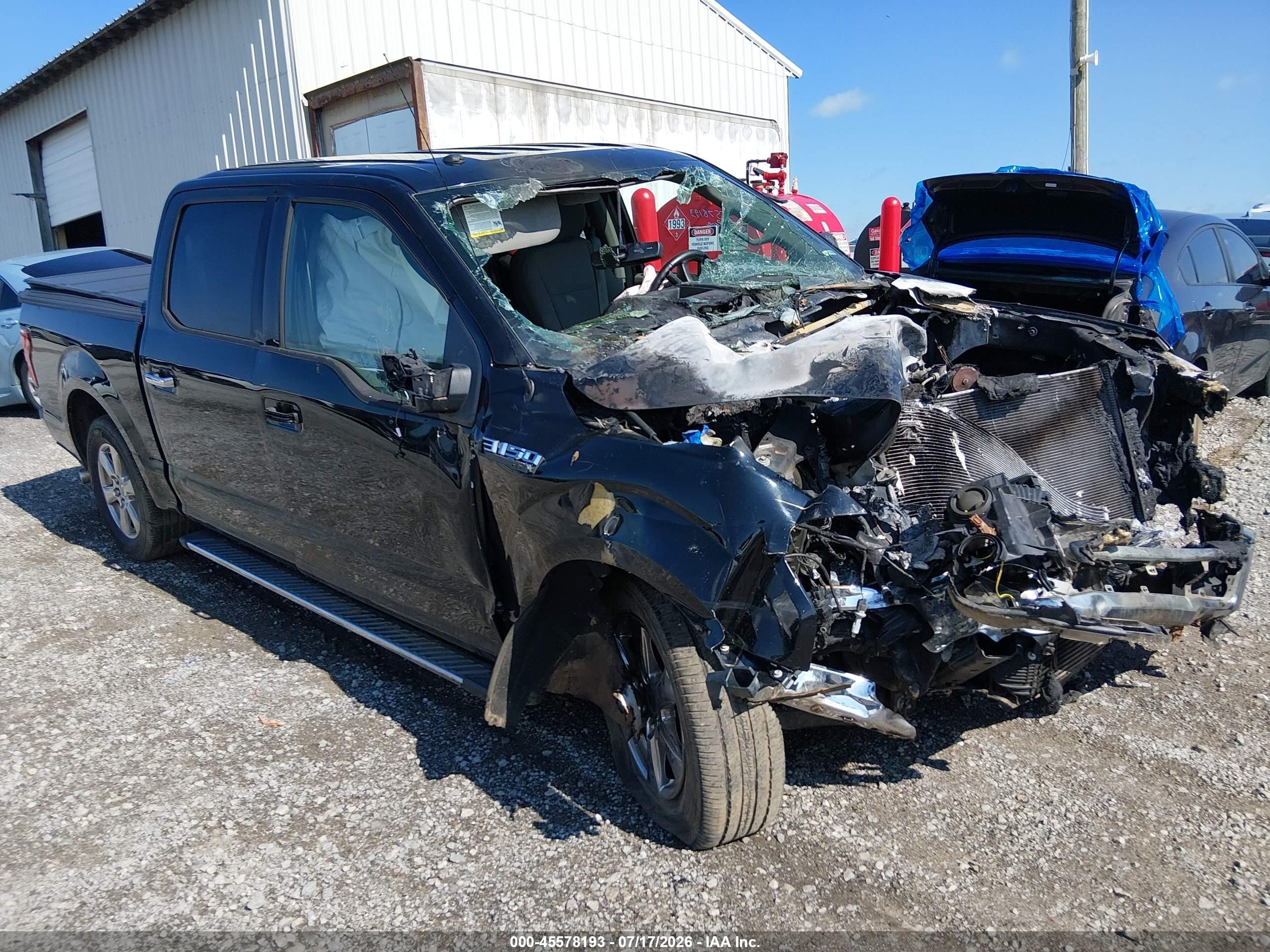 2018 Ford F-150 XLT, VIN 1FTEW1CP7JFD48976 — Engine fire