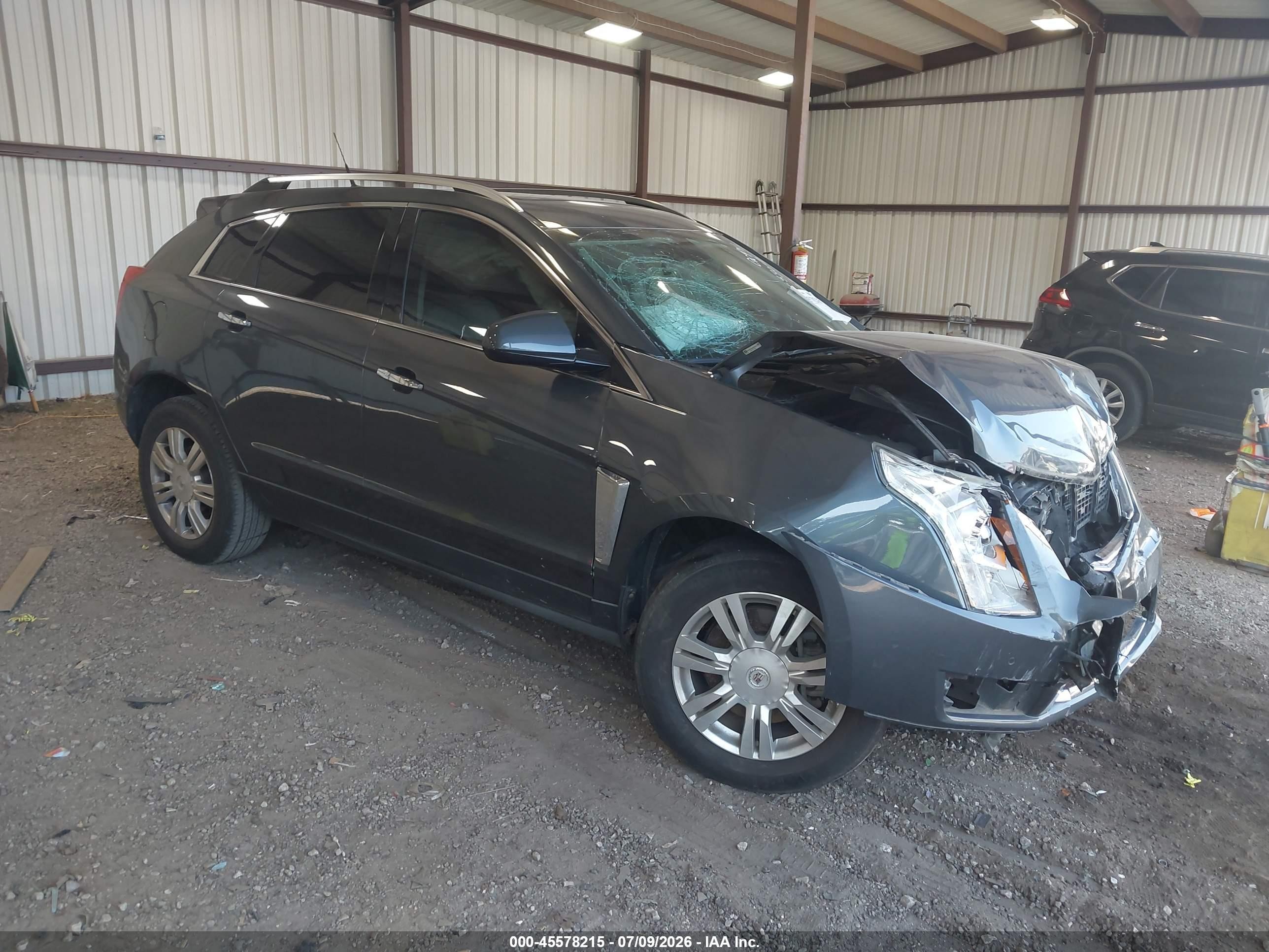 2013 Cadillac SRX Luxury Collection, VIN 3GYFNCE35DS593301 — Перед