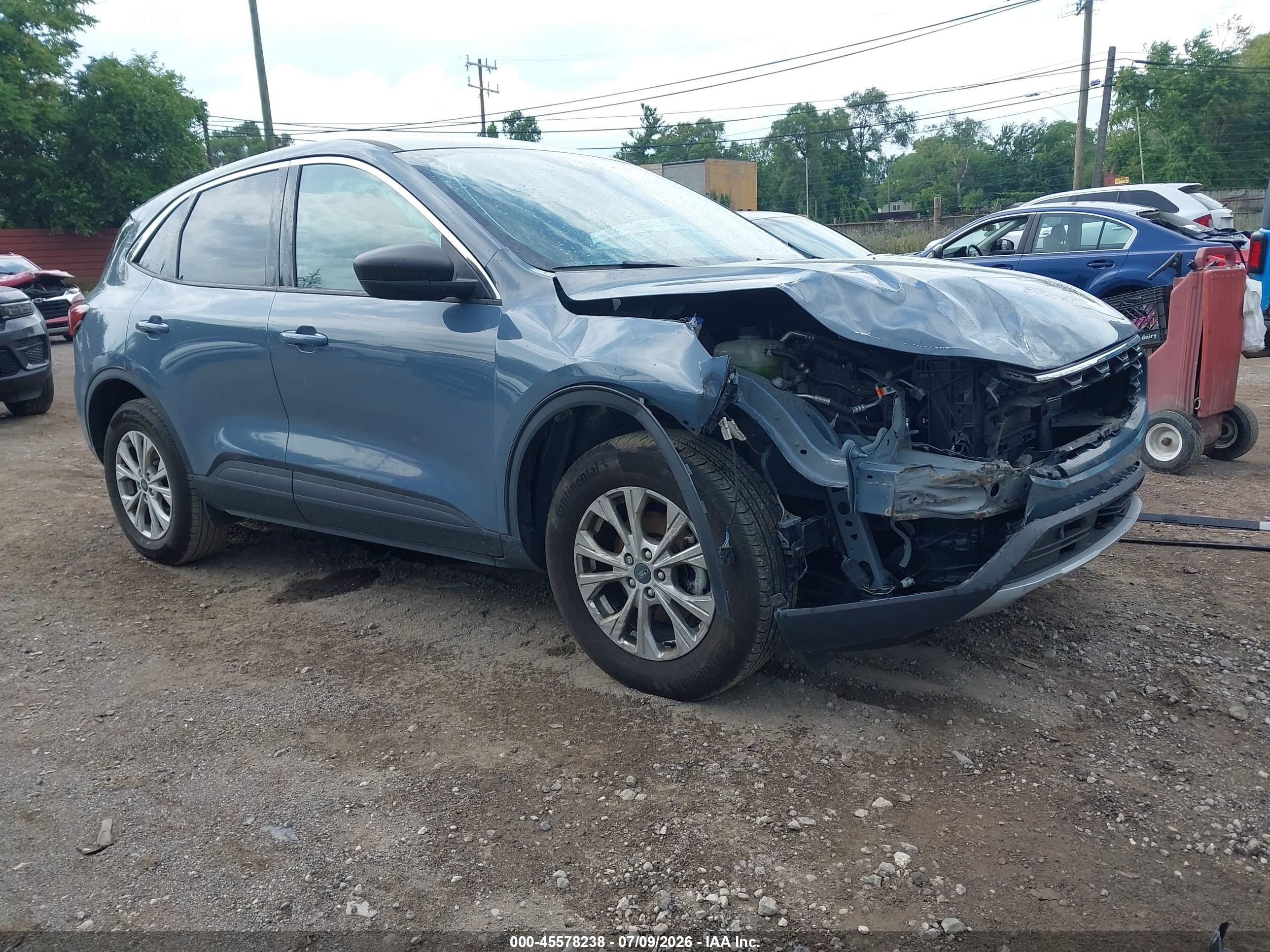 2023 Ford Escape Active, VIN 1FMCU9GN4PUB09180 — Front end