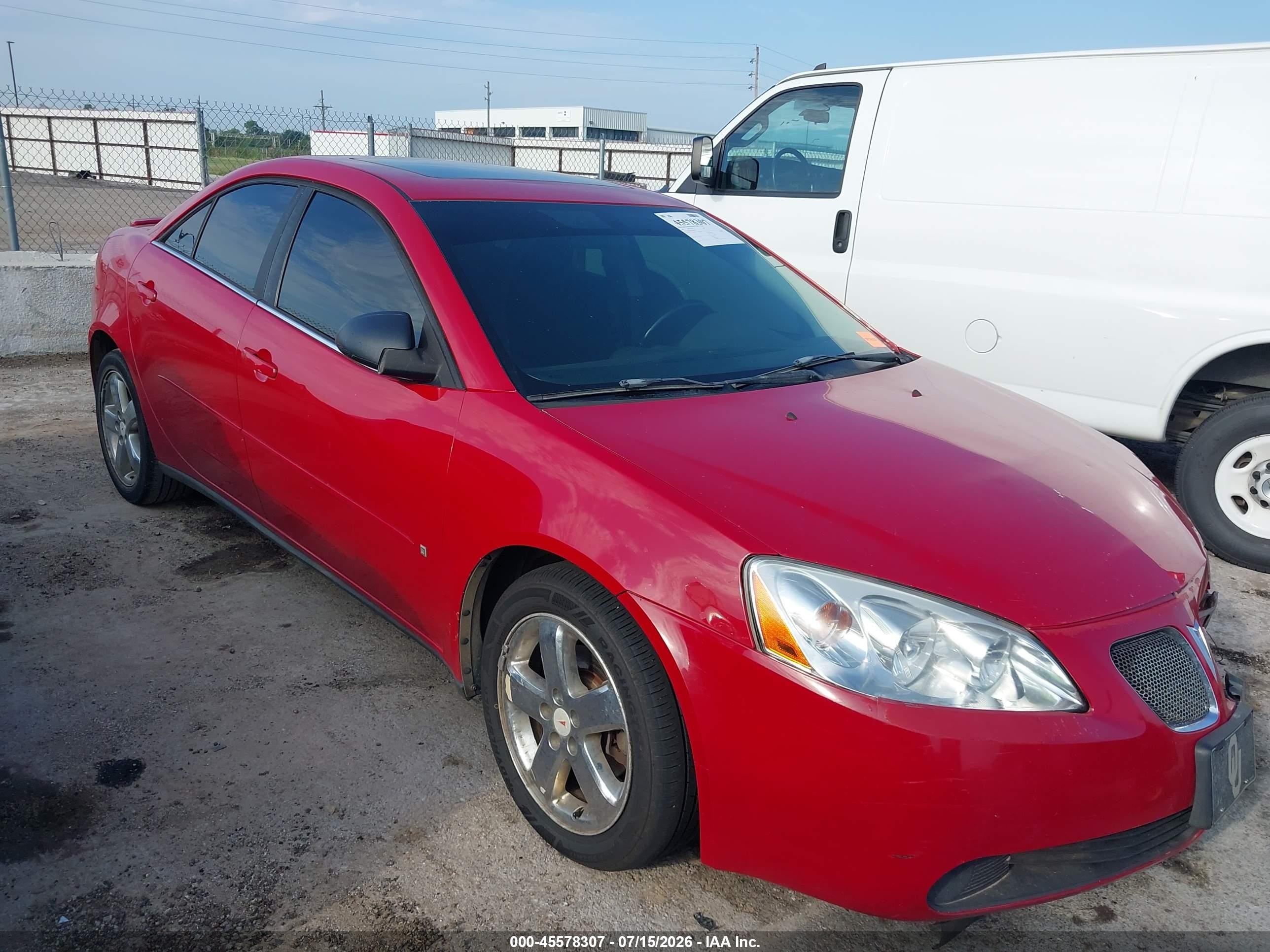 2007 Pontiac G6 GT, VIN 1G2ZH57N274168759 — Front end